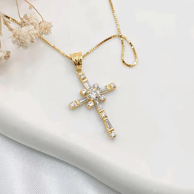 Jewelry Fashionable Cross Pendant Necklace Size ONE SIZE - 4 Thumbnail