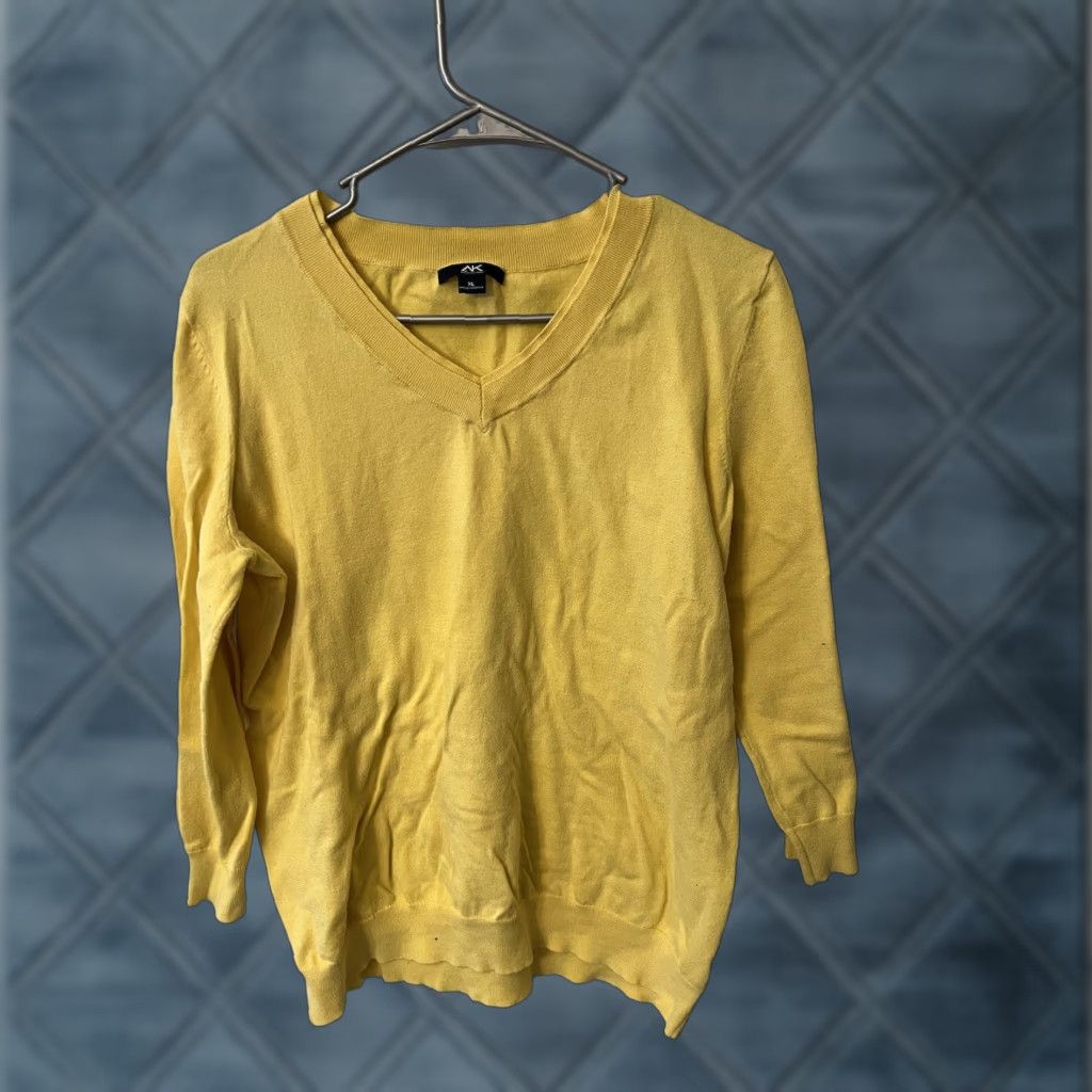 Anne Klein Anne Klein Sport Sweater Women's XL Yellow V-neck 3/4 Sleeve Cotton Blend Pullover Size XL / US 12-14 / IT 48-50 - 1 Thumbnail