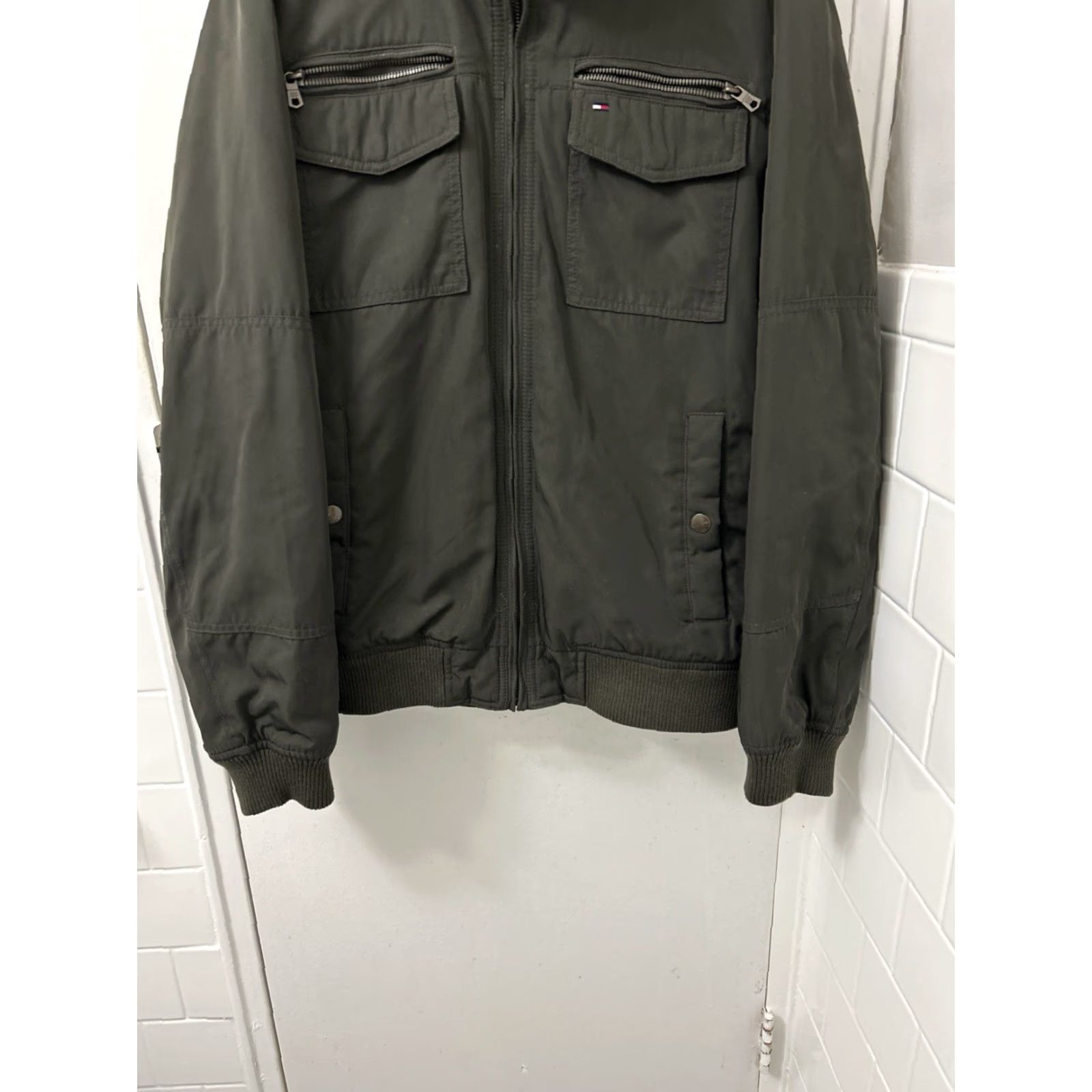 Tommy Hilfiger Tommy Hilfiger Jacket Mens XL Green Bomber Puffer Quilted Zip Hooded Stand-Up Collar Zip Pockets Size US XL / EU 56 / 4 - 3 Thumbnail