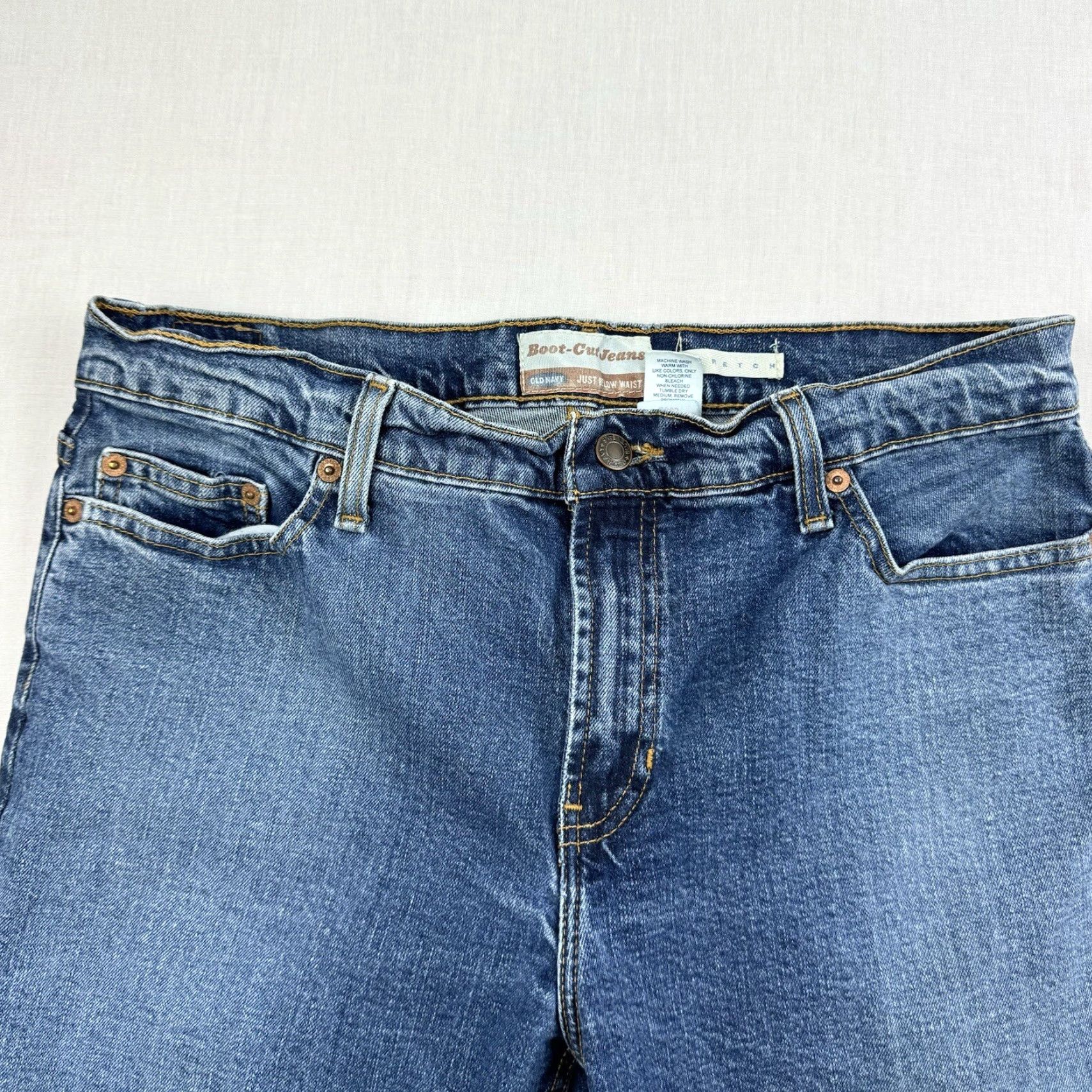 Old Navy VINTAGE Old Navy Boot Cut Jeans Womens 10 Short Blue Grunge Y2K Punk Skater Jeans Women 10 Short Blue Grunge Y2K Punk Skater Size 32" / US 10 / IT 46 - 3 Thumbnail