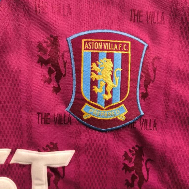 Reebok Aston Villa 1995-97 Reebok home football jersey size M Size US M / EU 48-50 / 2 - 3 Thumbnail