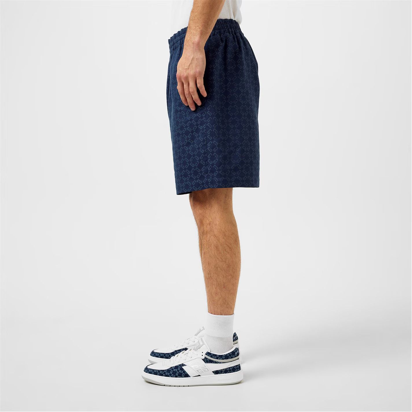 Givenchy o1g2r1mq0426 Monogram Shorts in Blue Size US 32 / EU 48 - 3 Thumbnail