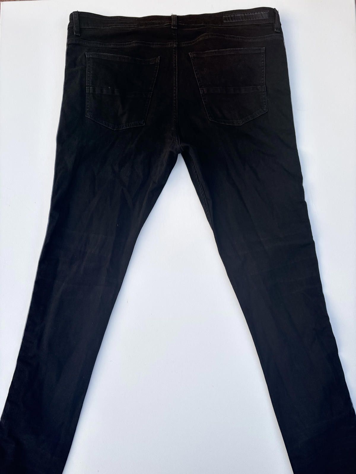 Rockstar Games Rockstar Men's Black Distressed Logo Skinny Jeans (42x32) Size US 42 / EU 58 - 2 Thumbnail