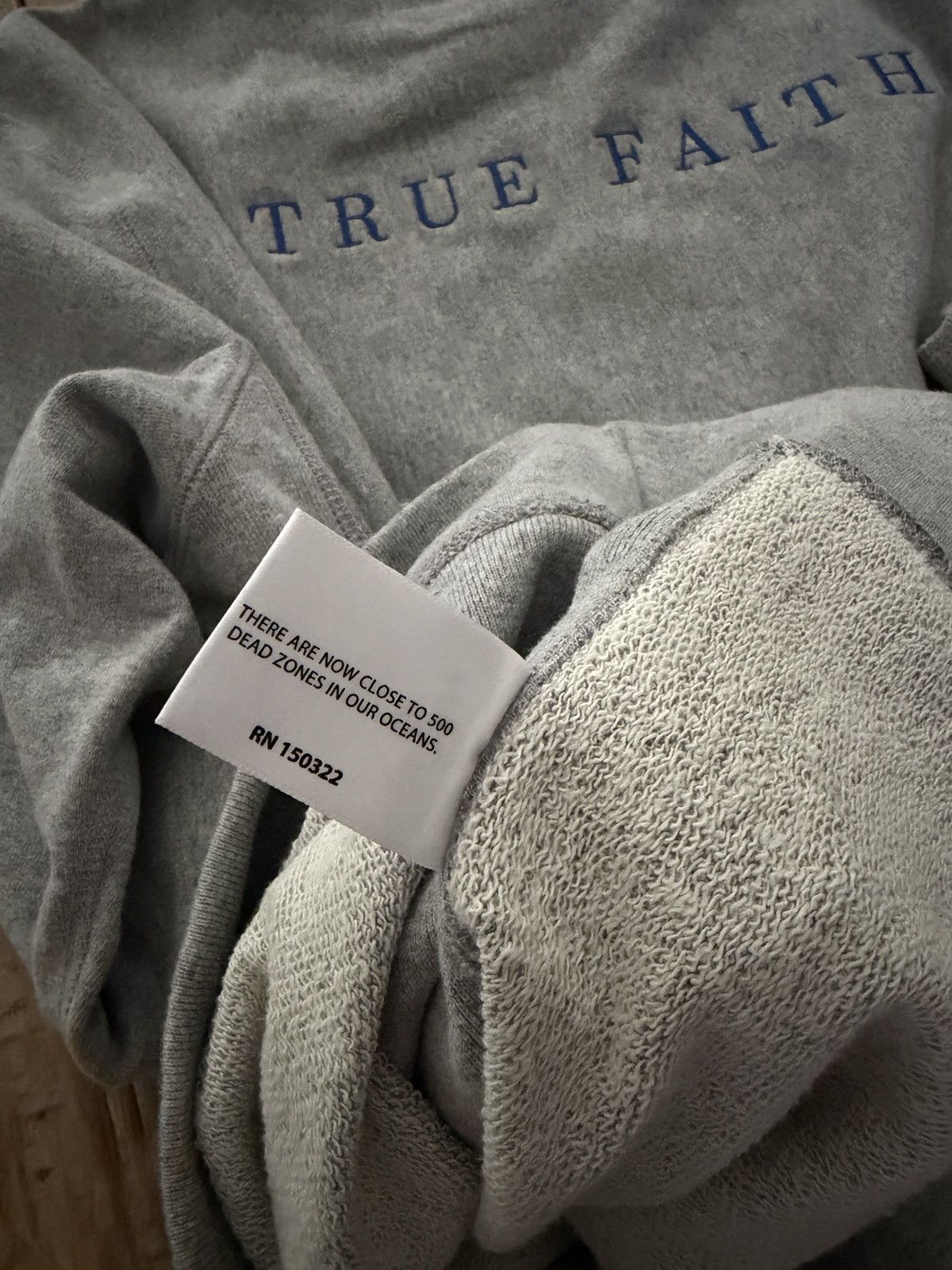 Noah Noah x New Order True Faith Crew Size US L / EU 52-54 / 3 - 8 Thumbnail