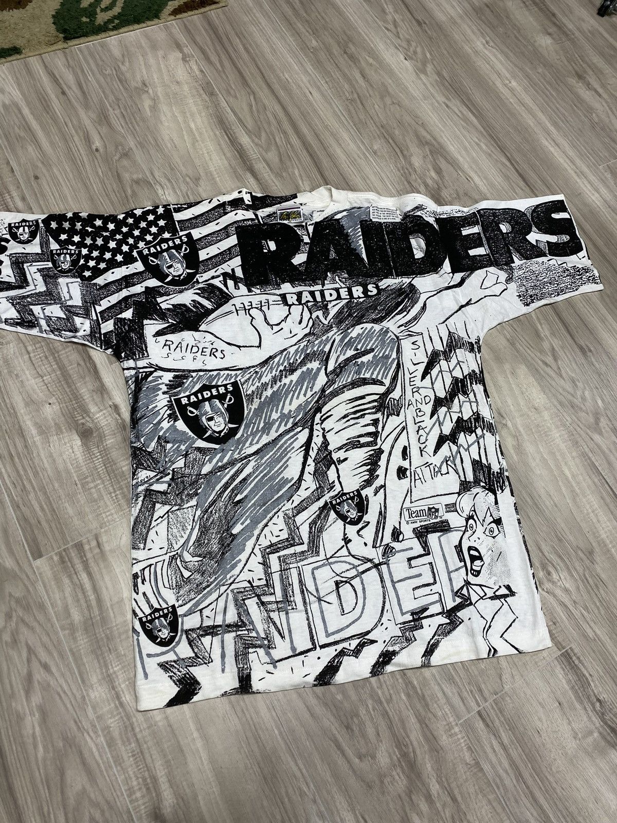 Vintage 90’s NFL Raiders T-Shirt Vtg Magic Johnson Tee XL