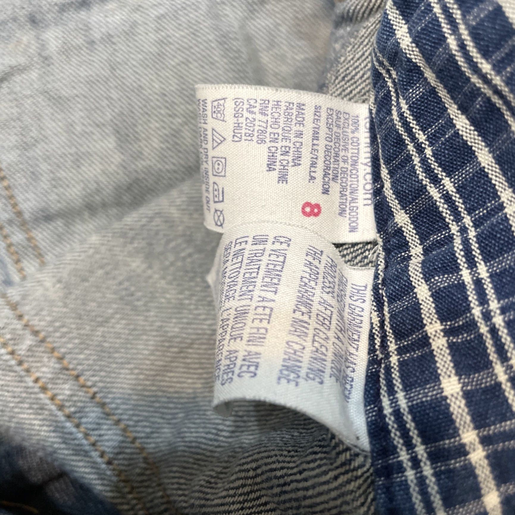 Tommy Hilfiger VINTAGE Tommy Hilfiger Denim Mini Skirt Womens 8 Blue Cargo Flap Pockets Size 30" / US 8 / IT 44 - 2 Thumbnail
