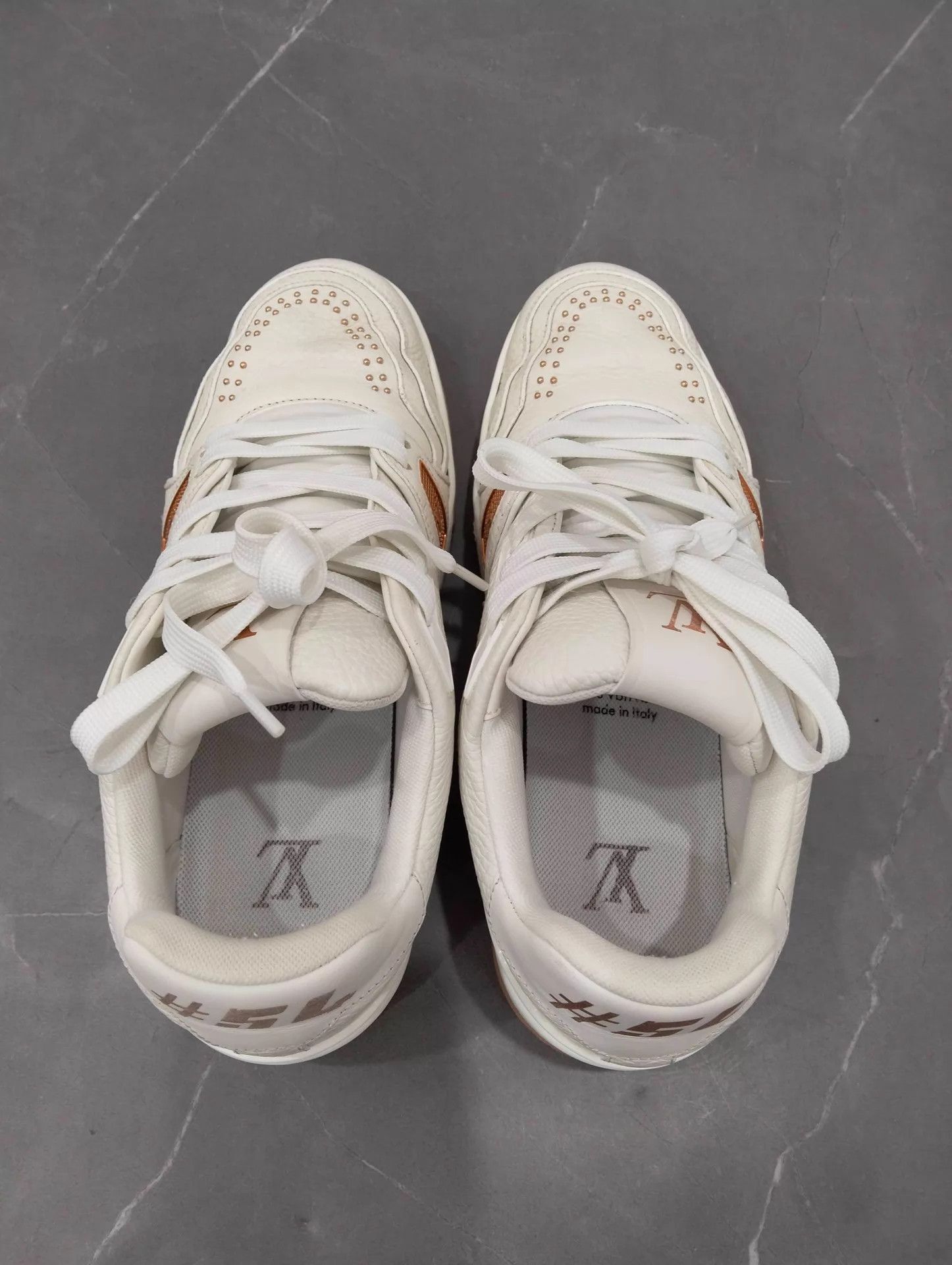 Louis Vuitton Louis Vuitton Trainer White Orange Rivets 39 (95 New) Size US 8.5 / EU 41-42 - 7 Thumbnail