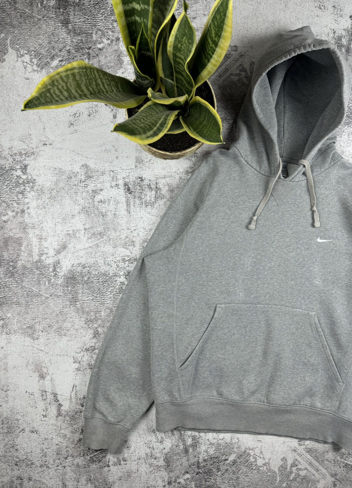 Nike Nike Grey 90S-00S Basic Mini Swoosh Logo Vintage Y2K Hoodie Size US M / EU 48-50 / 2 - 2 Thumbnail