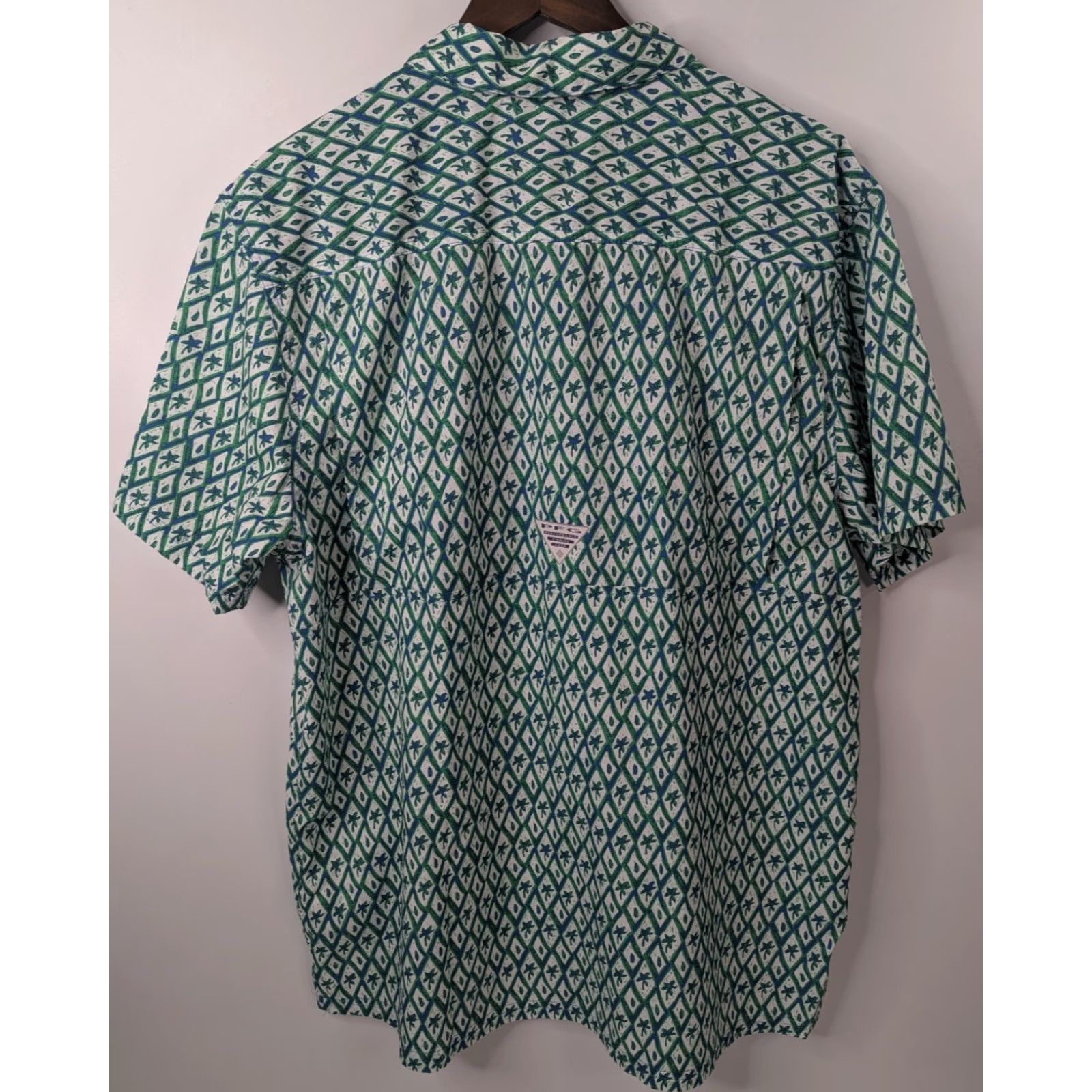 Vintage Columbia PFG Short Sleeve Shirt Mens Large Green Blue Outdoor Fishing Button Up Size US L / EU 52-54 / 3 - 3 Thumbnail