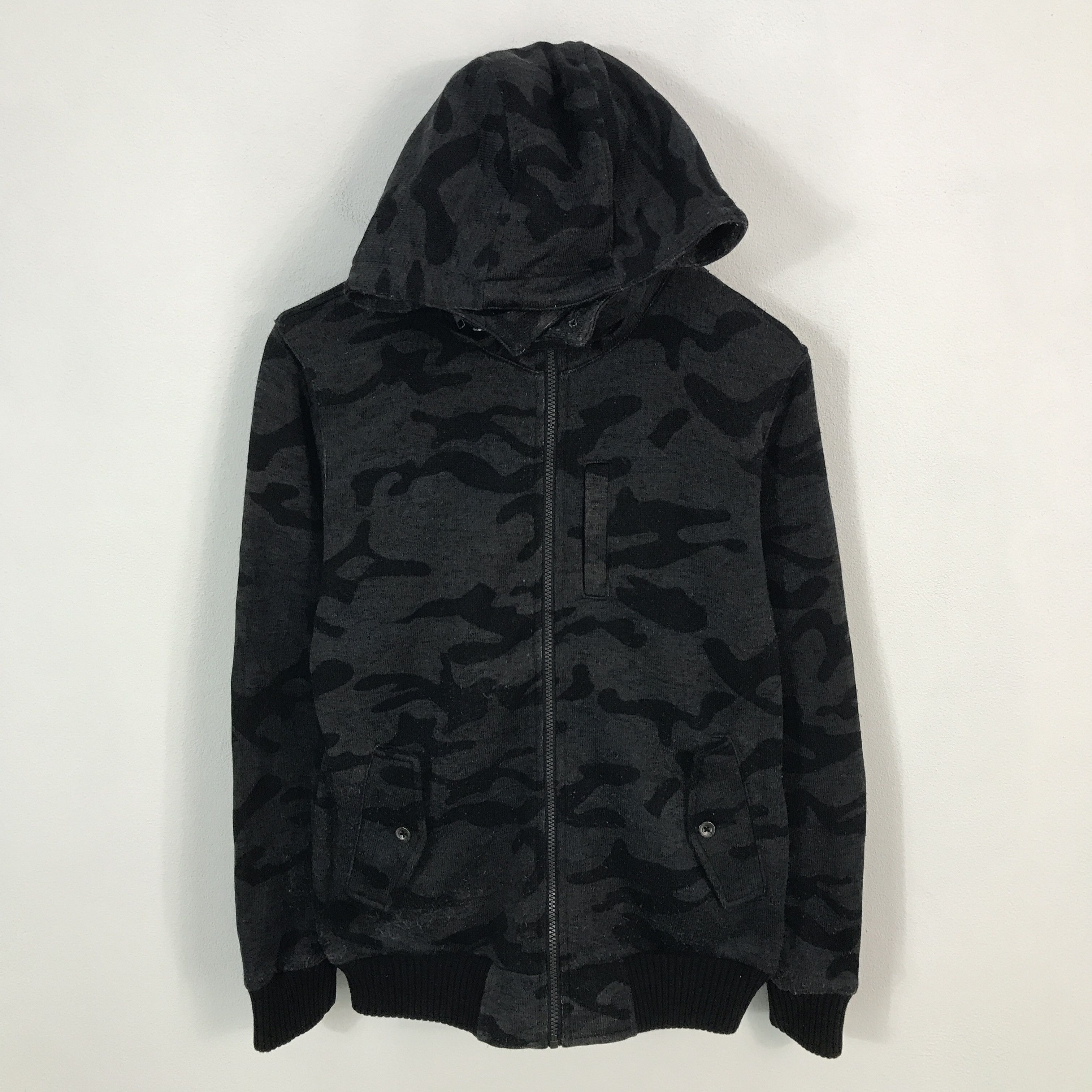 In The Attic × Japanese Brand in the attic Japan Hoodie Camo design jacket Size US L / EU 52-54 / 3 - 1 Thumbnail