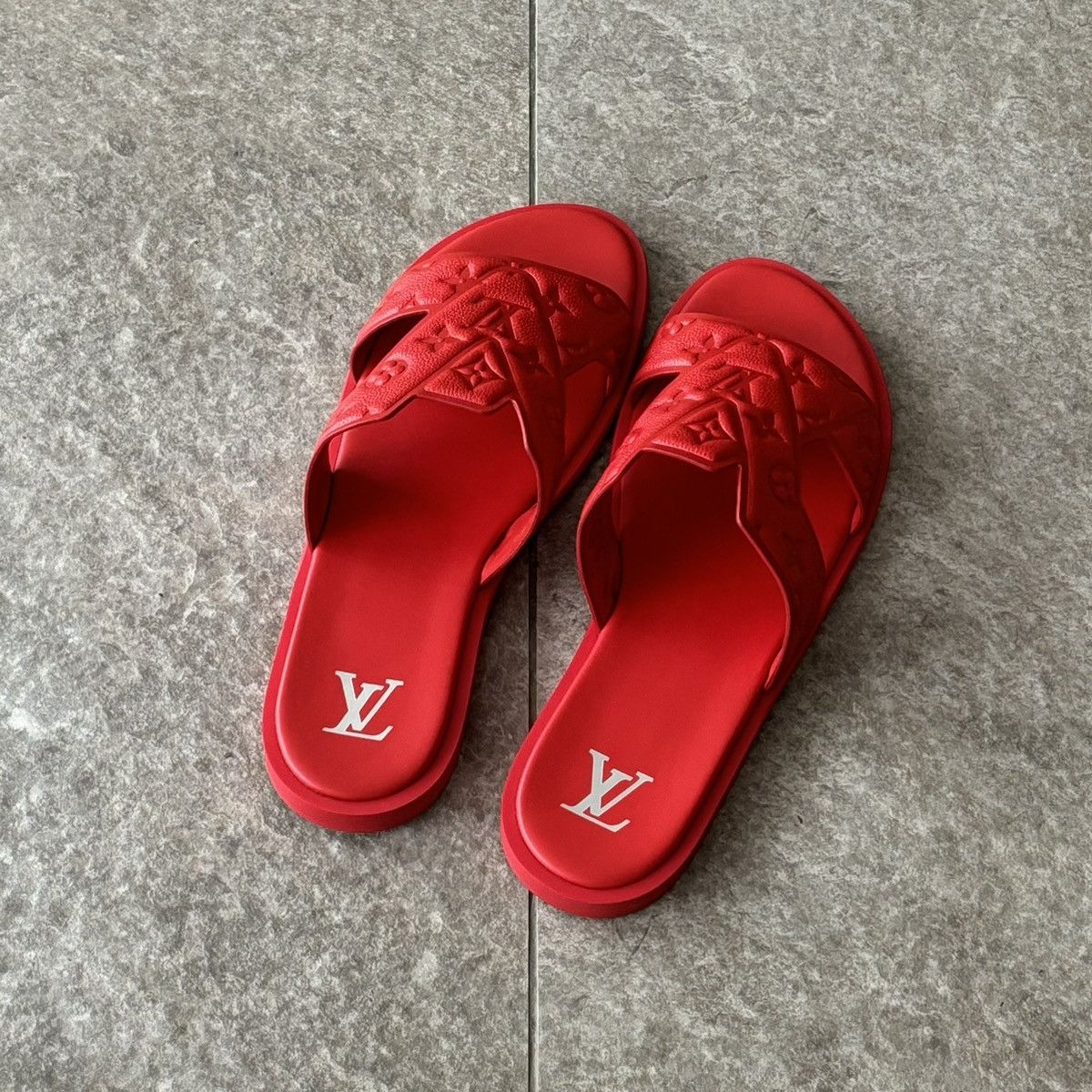 Louis Vuitton LOUIS VUITTON OASIS MULES MONOGRAM SLIDE SANDAL Size US 12 / EU 45 - 6 Thumbnail