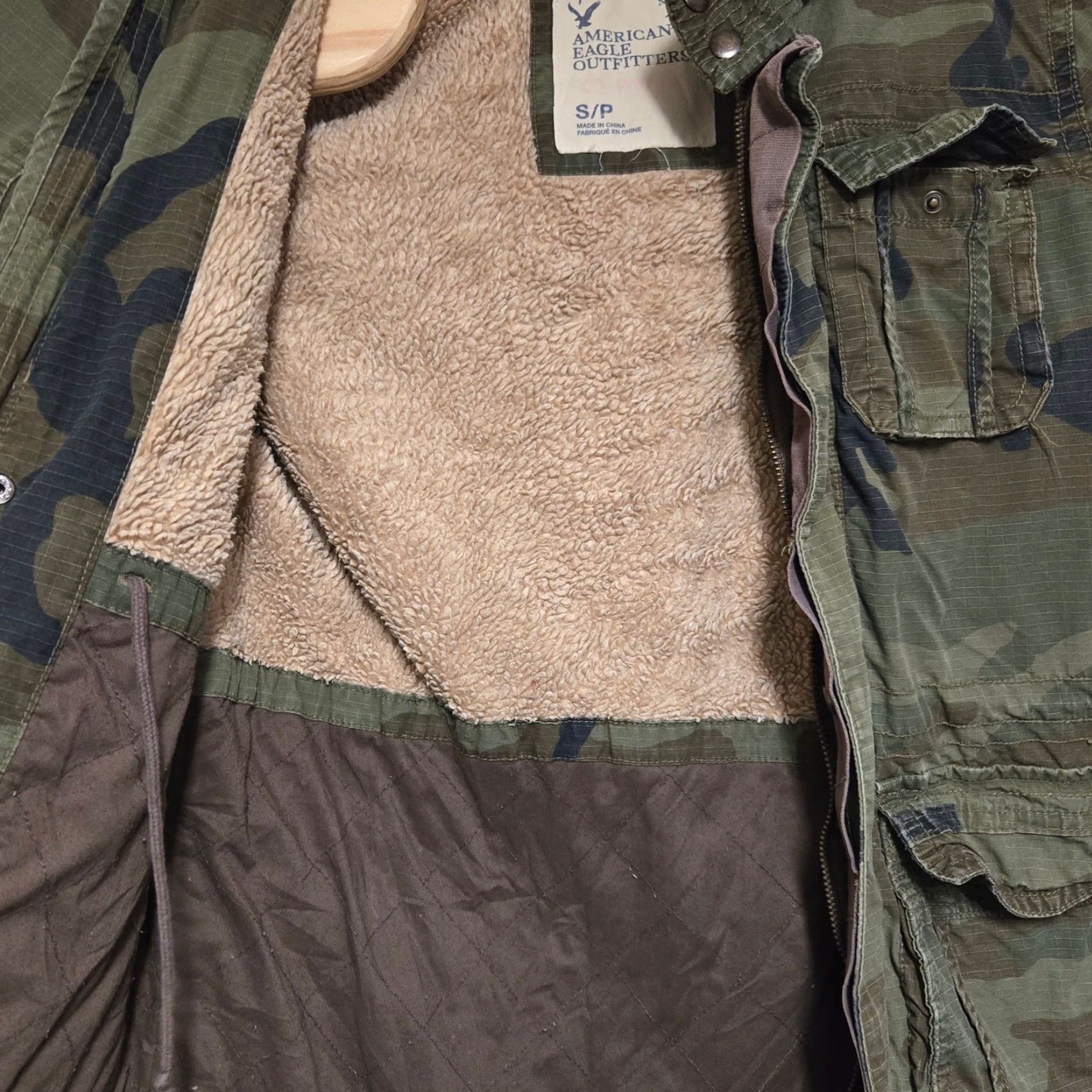American Eagle Outfitters VINTAGE American Eagle Jacket Mens Small Green Camo Sherpa Lined Hooded Field Jacket Mens Size US S / EU 44-46 / 1 - 3 Thumbnail