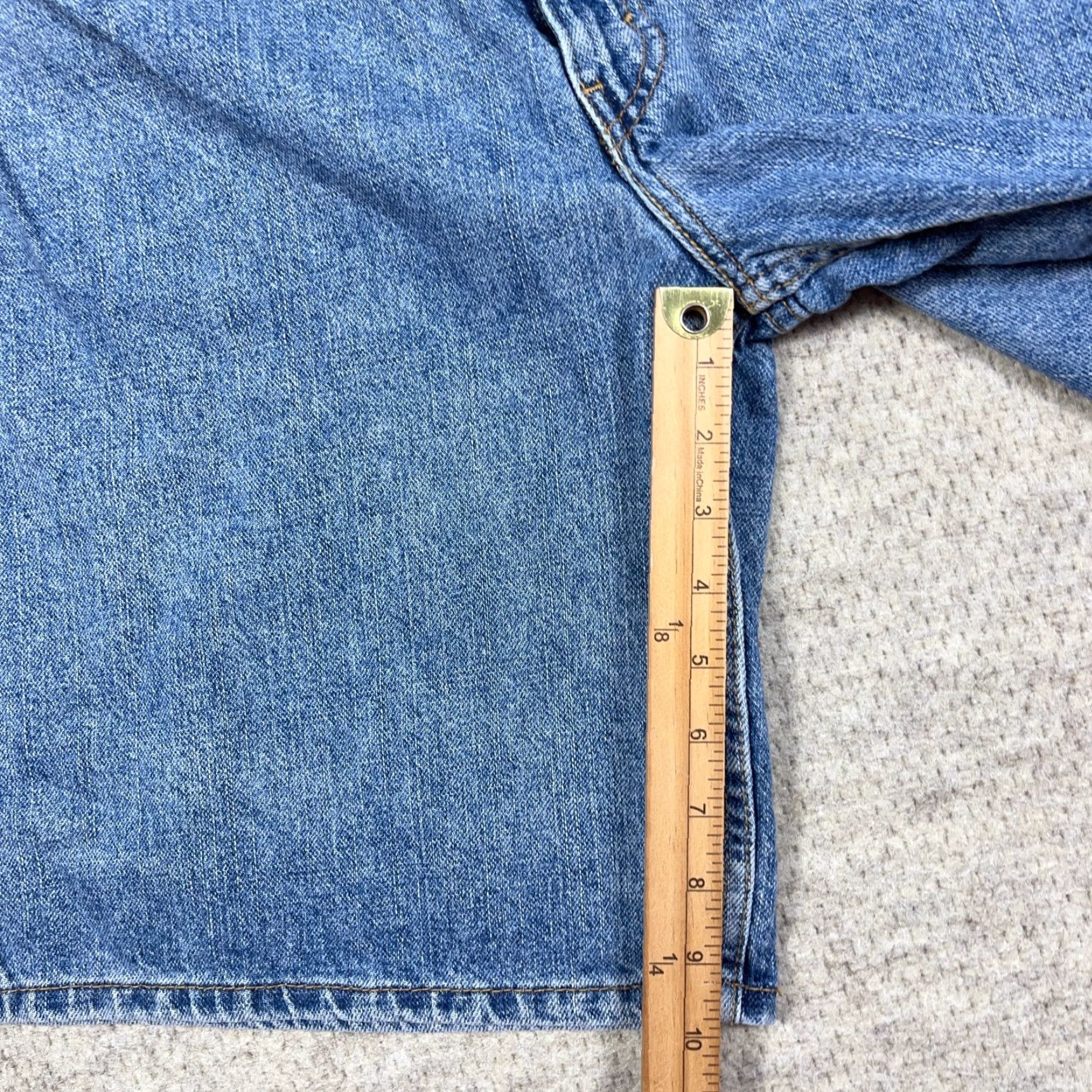 Levi's Levi's 550 Shorts Men 38 Relaxed Loose Fit Blue Denim Bermuda Jean Jorts Baggy Y2K 90s Hipster Retro Classic Logo Mens Size US 38 / EU 54 - 4 Thumbnail
