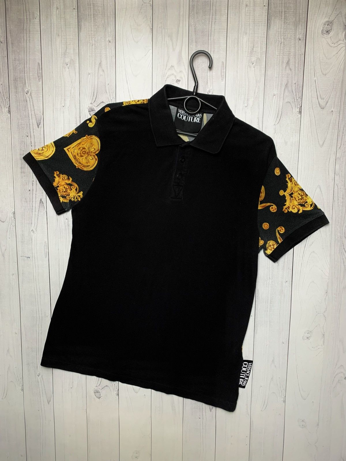 Vintage Vintage Versace jeans Couture polo size L logo Size US L / EU 52-54 / 3 - 2 Thumbnail