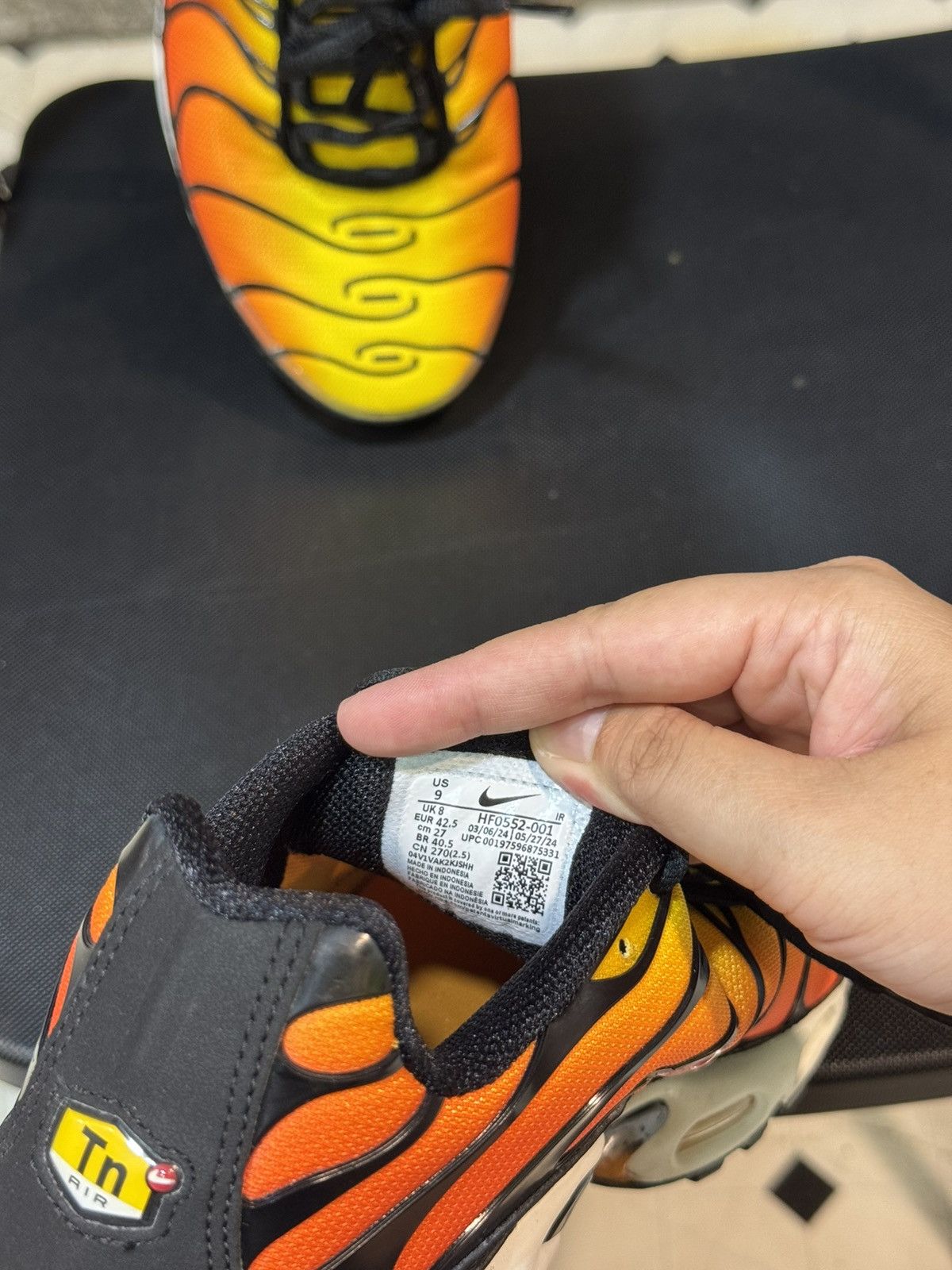 Nike Nike Air Max Plus TN "Sunset" OG Shoes Size US 9 / EU 42 - 8 Thumbnail