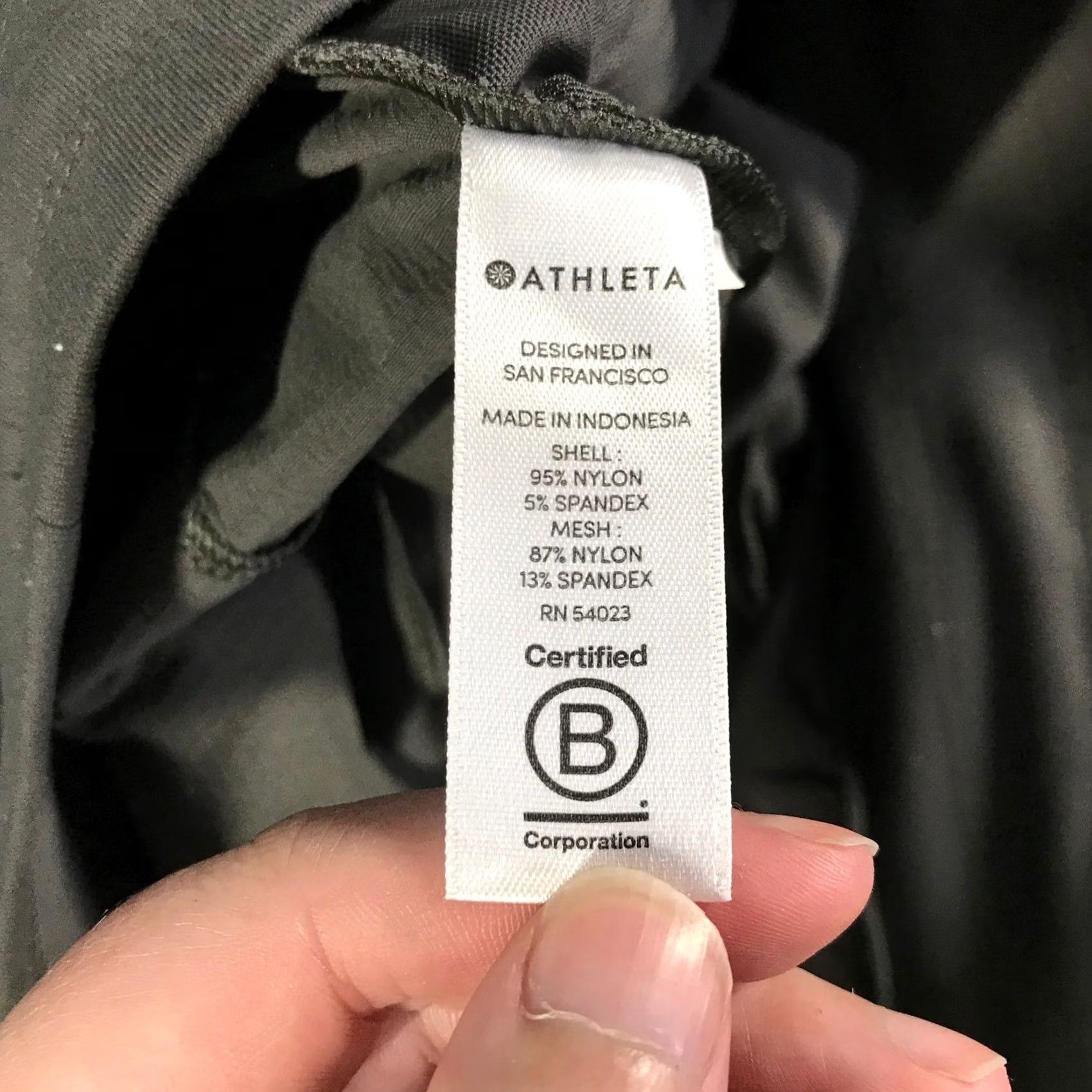 Athleta Athleta Jogger Pants Womens Olive Green Nylon Stretch 6 Adjustable Waist Pockets Tapered Leg Casual Activewear Size 28" / US 6 / IT 42 - 8 Thumbnail