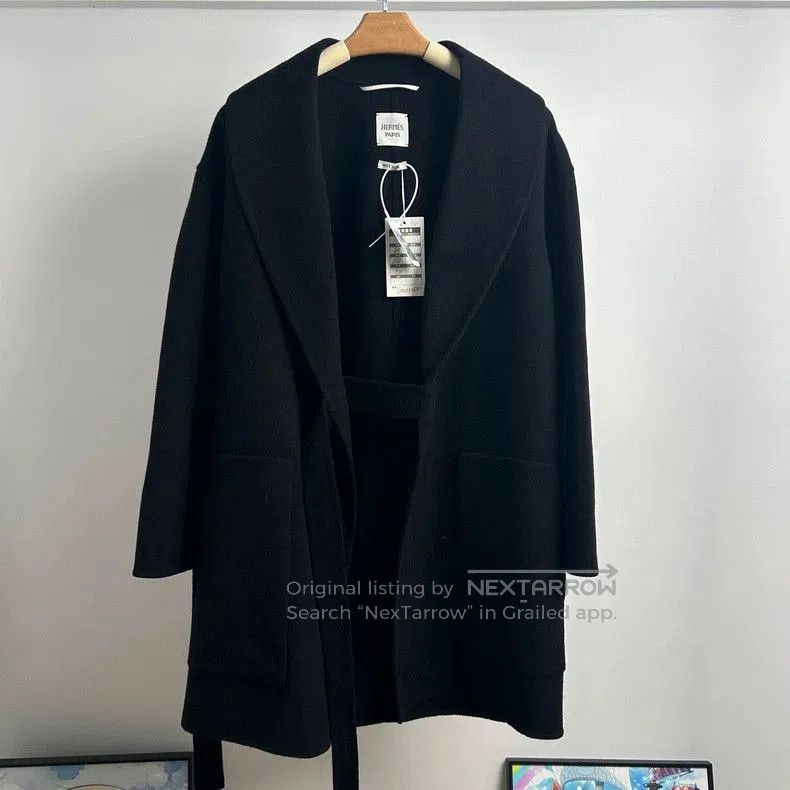 Hermes Hermes Black Cashmere Belted Coat. Size US S / EU 44-46 / 1 - 1 Thumbnail