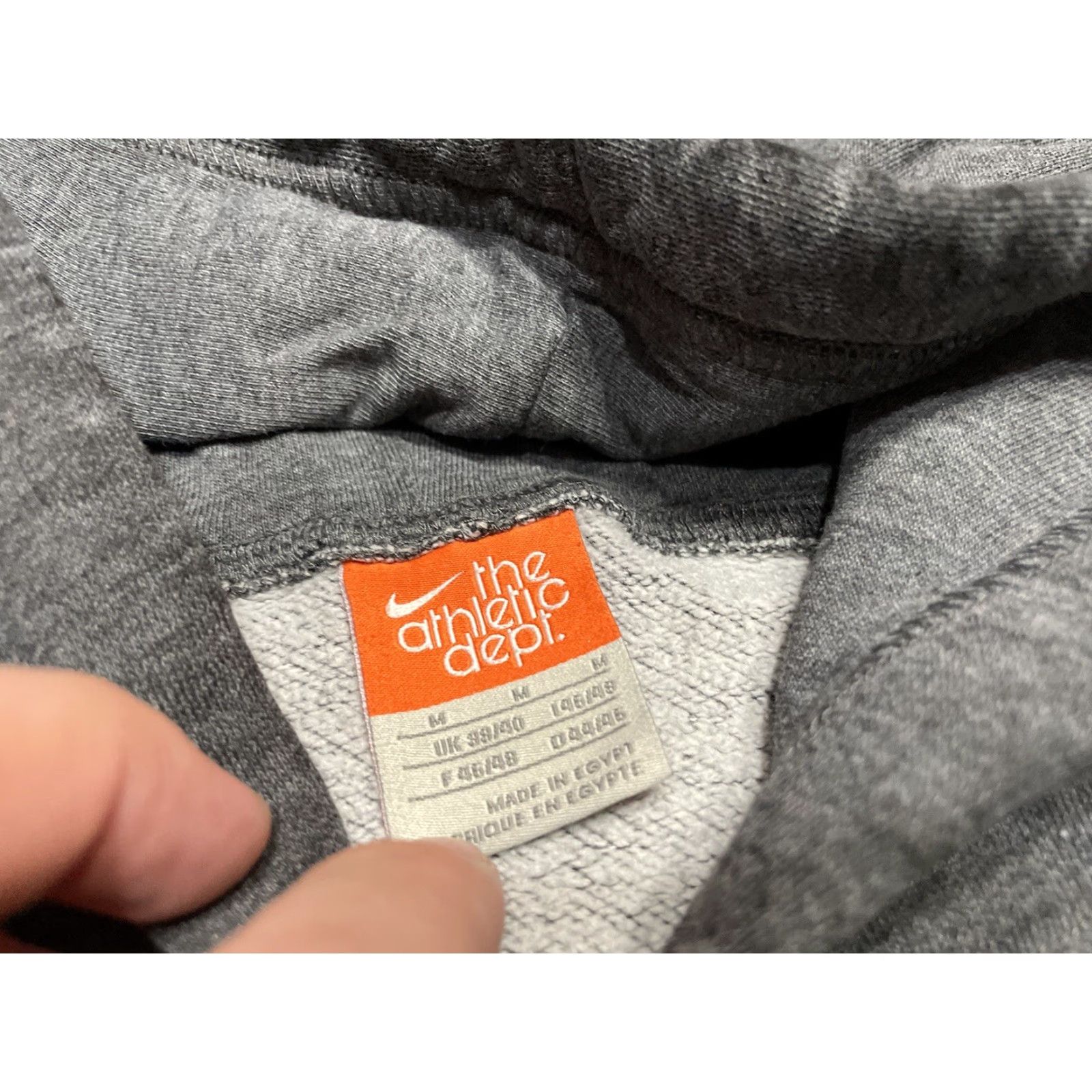 Nike VINTAGE Nike Center Logo Hoodie Sweatshirt M Gray Men's Pullover Logo 90s J6 Size US M / EU 48-50 / 2 - 3 Thumbnail