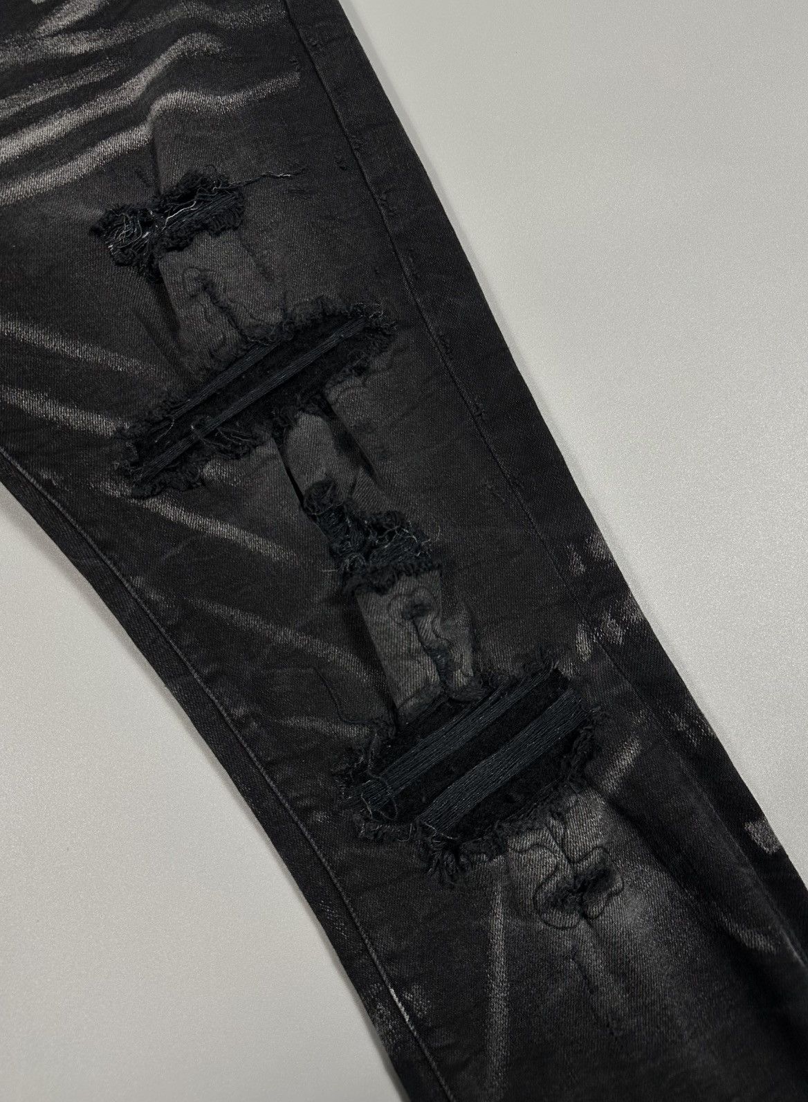 Amiri Amiri MX1 Distressed Ripped Wool Patch Black Denim Jeans Size US 34 / EU 50 - 5 Thumbnail