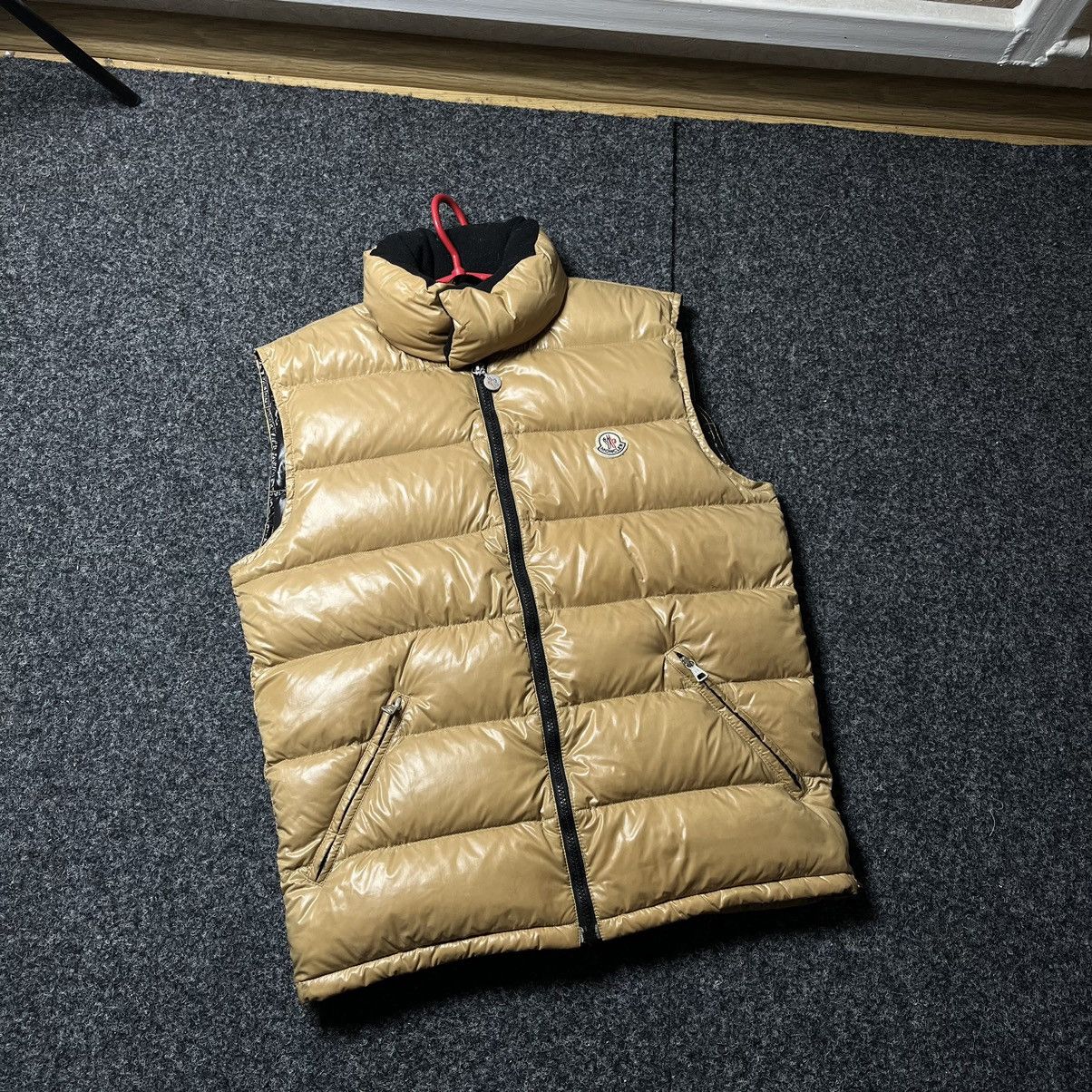 Moncler vintage down vest gilet beige
