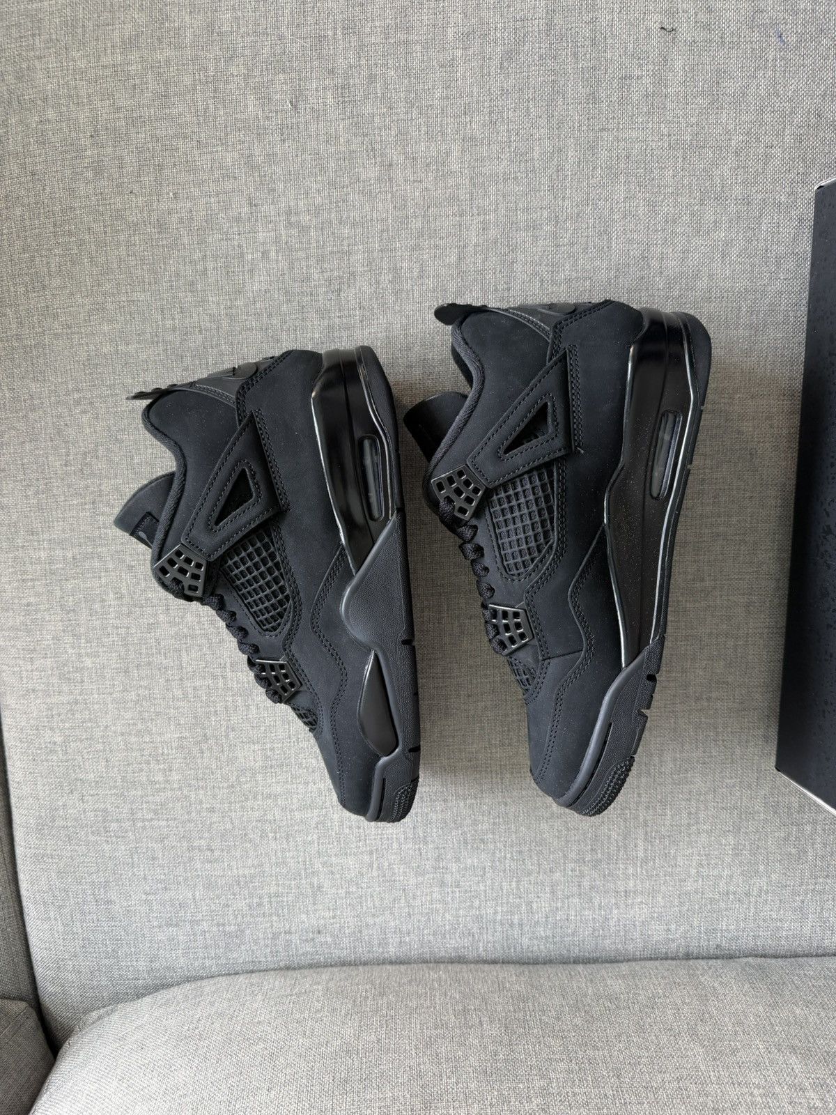 Jordan Brand Jordan Retro 4 Black Cat Size US 8.5 / IT 38.5 - 7 Thumbnail