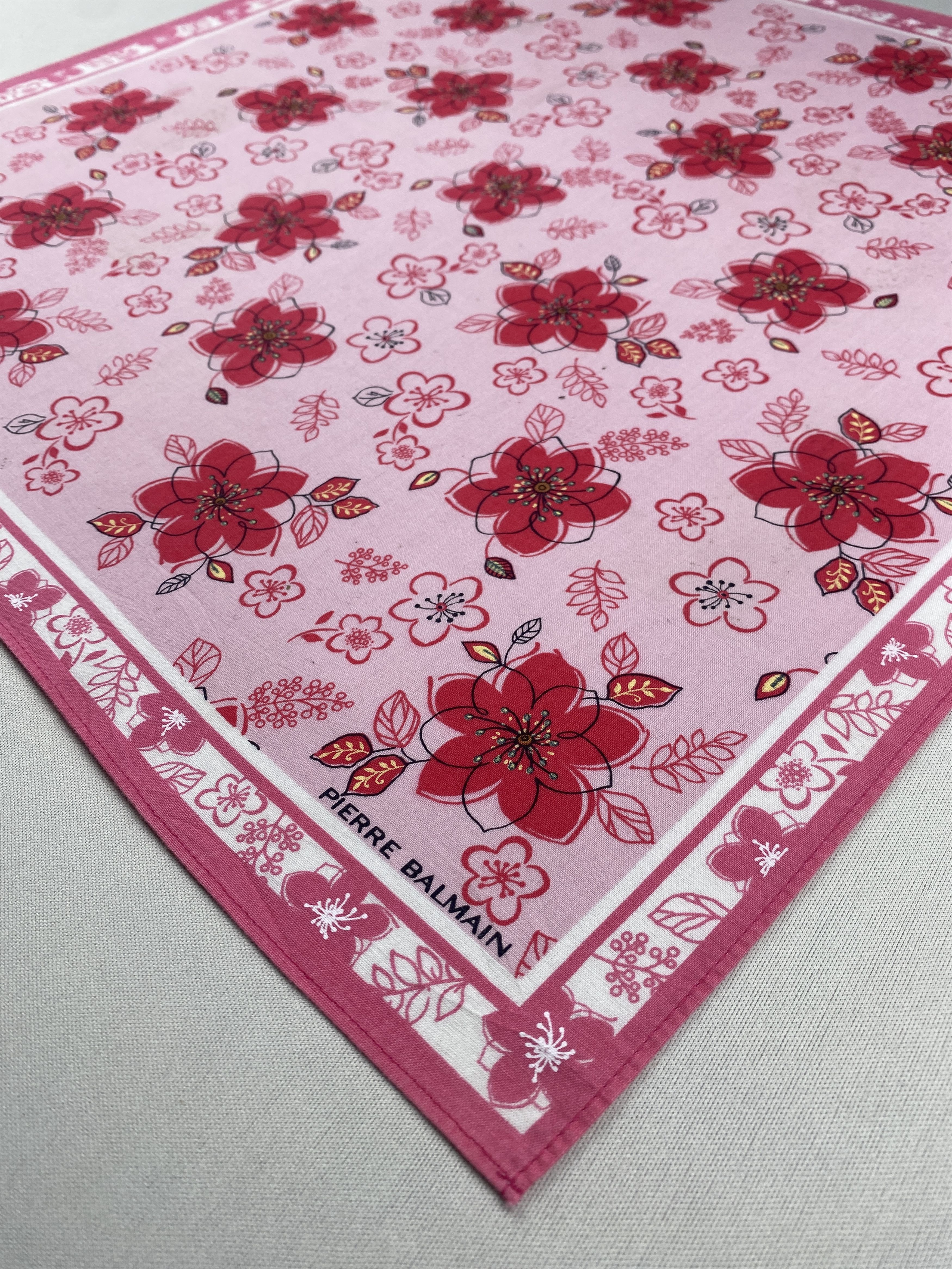 Pierre Balmain Vtg Pierre Balmain Handkerchief Pocket Square Bandana HM0040 Size ONE SIZE - 4 Thumbnail