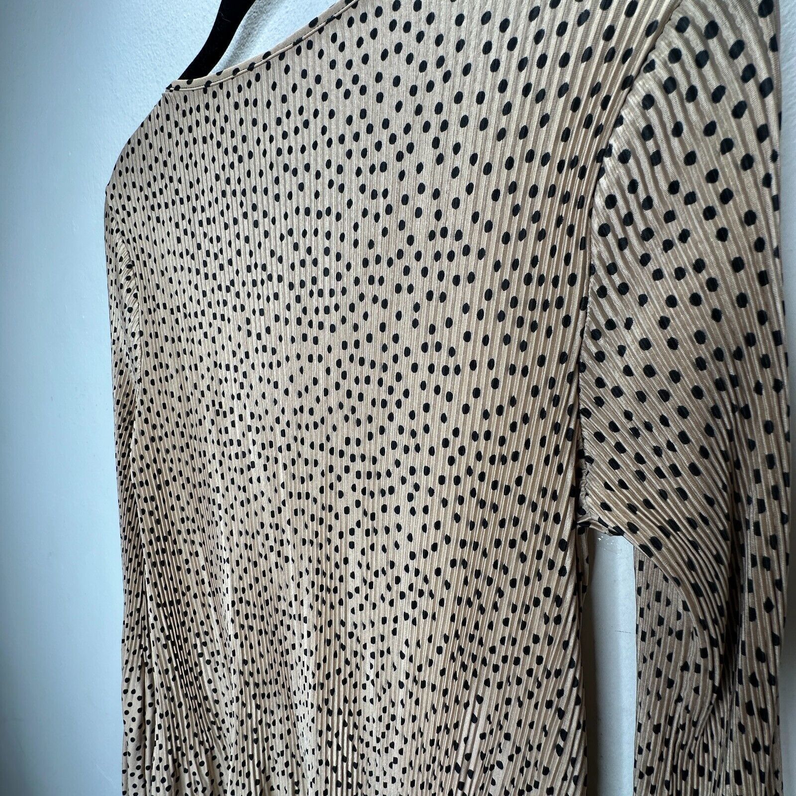 Other Stradivarius Polka Dot Mini Pleat Balloon Sleeve Dress S Size S / US 4 / IT 40 - 6 Thumbnail