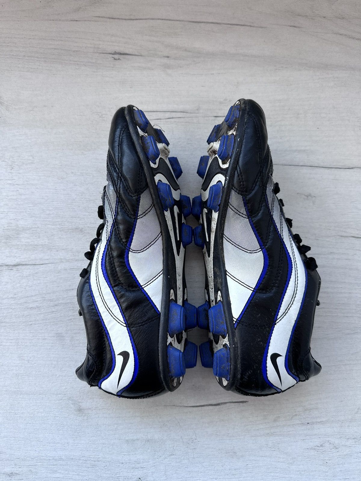 Nike × Vintage Nike Mercurial R9 Ronaldo Fenomeno 2000 Football Cleats US10 Size US 10 / EU 43 - 7 Thumbnail