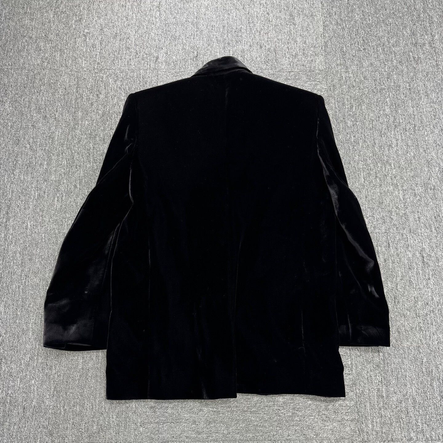 Saint Laurent Paris saint laurent black velvet blazer. Size US M / EU 48-50 / 2 - 2 Thumbnail