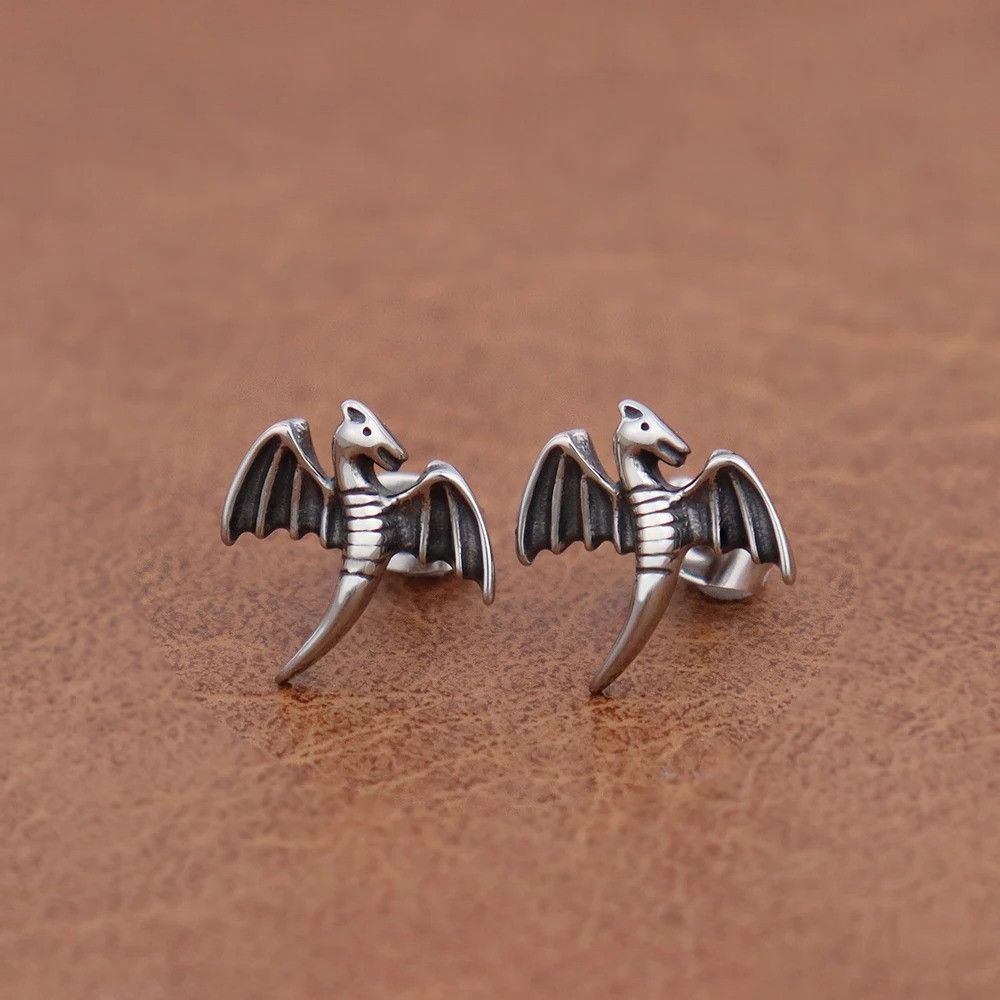 Jewelry Flying Dragon Stud Earring in Silver, Men's