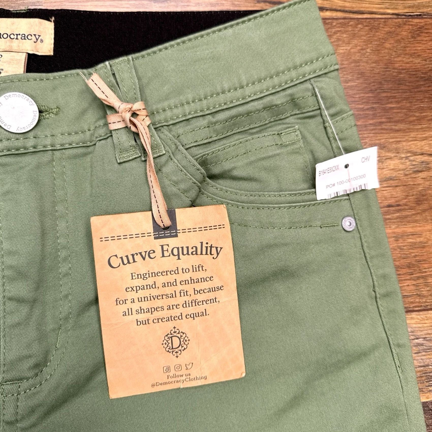 Vintage Democracy Ankle Skimmer Jeans Women 8 Green Slim 5-Pocket Denim Medium Wash Belt Loops Modern VINTAGE? Size 30" / US 8 / IT 44 - 5 Thumbnail