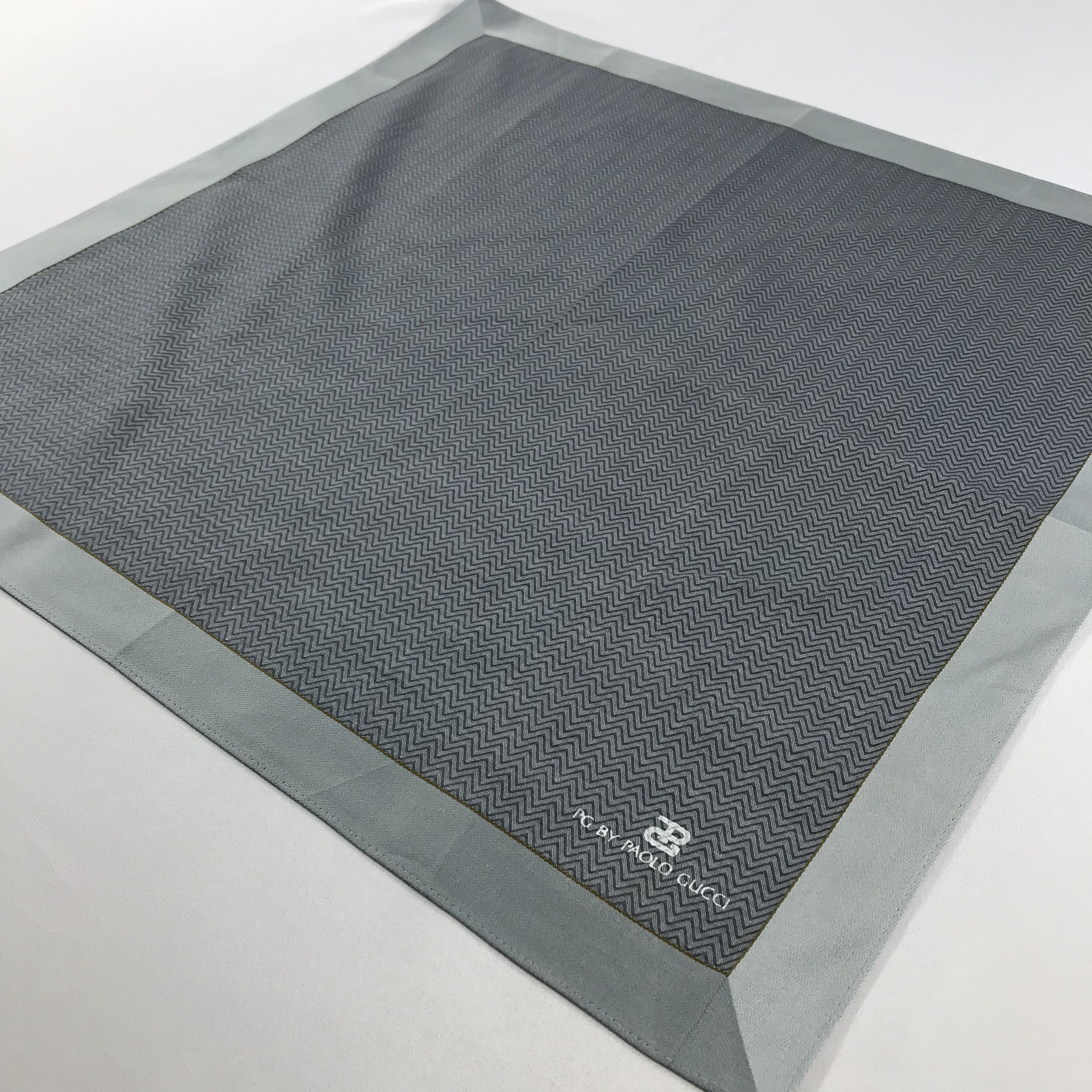 Paolo Gucci × Vintage Paolo Gucci Bandana / Handkerchief / Neckerchief - S2193 Size ONE SIZE - 2 Thumbnail