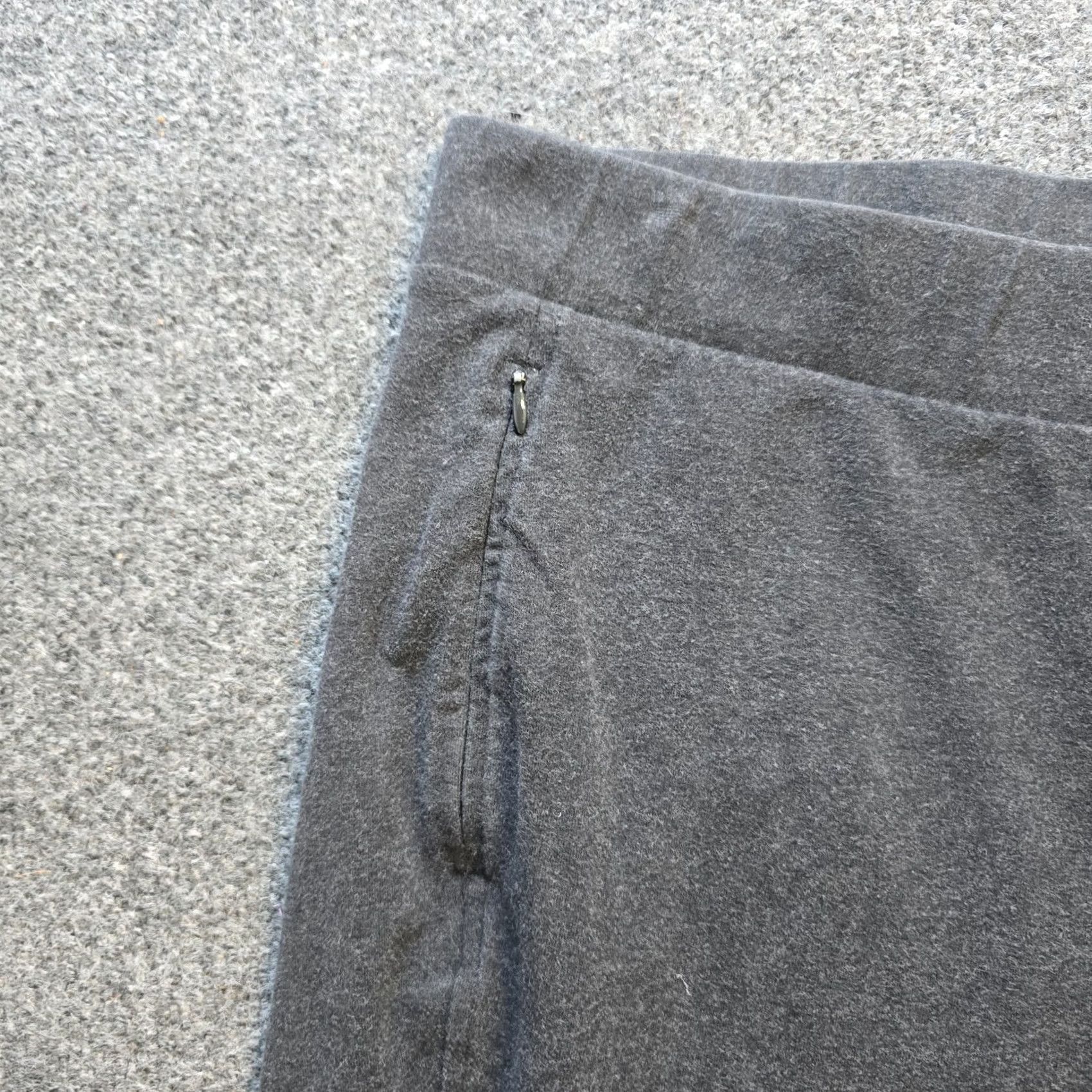 Talbots Talbots Pants Womens 3X Gray Straight Leg Pull On Sweatpants Casual Caplane? Size 40" / US 18 - 4 Thumbnail