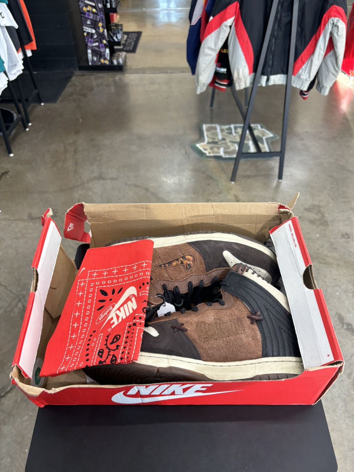 Bodega × Nike Nike Dunk High Bodega Legend Fauna Brown Sz. 12 (2020) Size US 12 / EU 45 - 11 Thumbnail