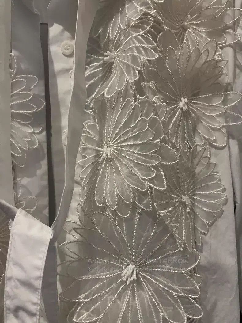 Valentino Valentino Heavy work embroidered flower shirt Size L / US 10 / IT 46 - 3 Thumbnail