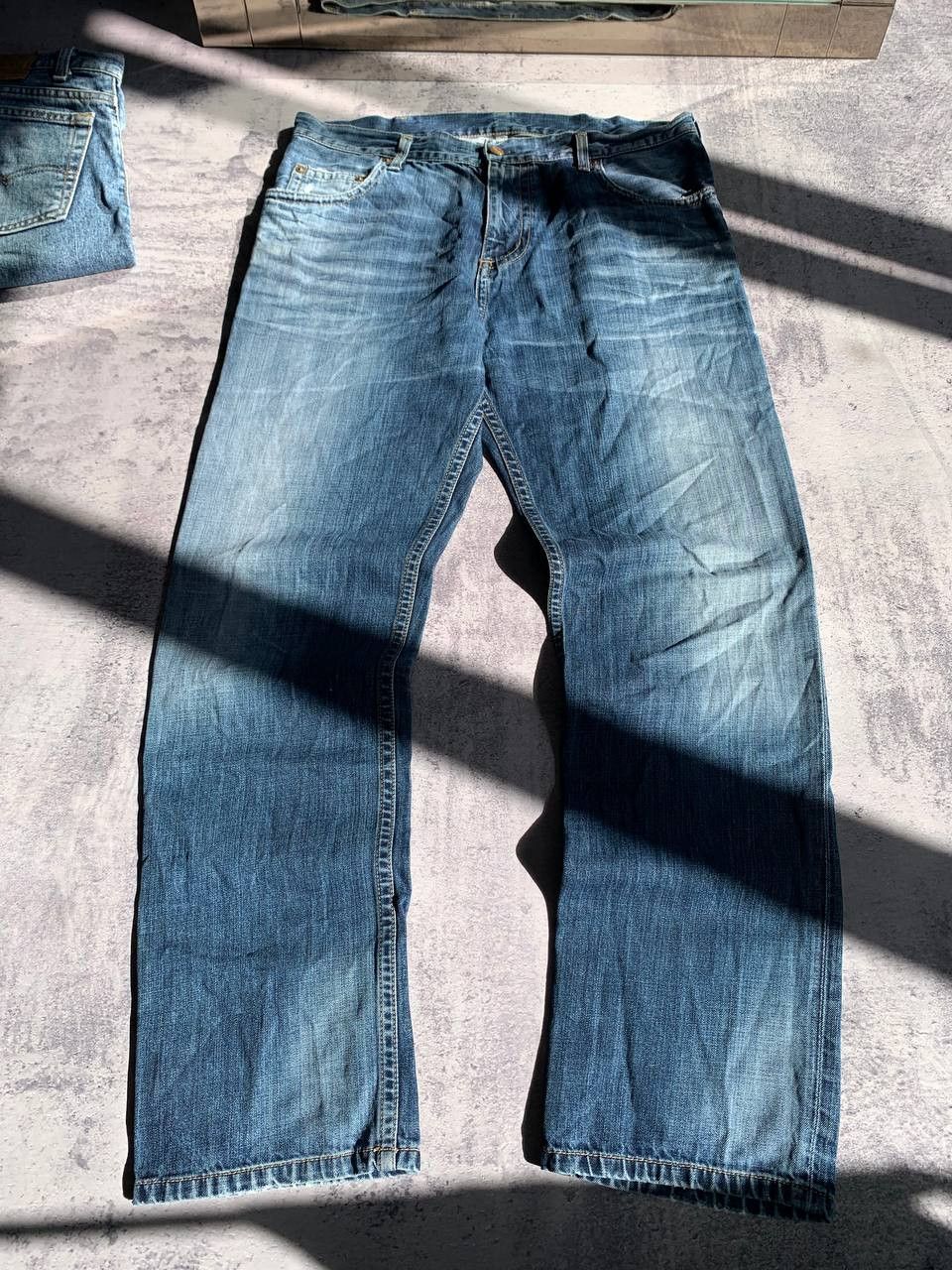 Carhartt Vintage Carhartt Jeans Men’s 33 X 32 Light Wash Workwear Size US 33 - 12 Thumbnail