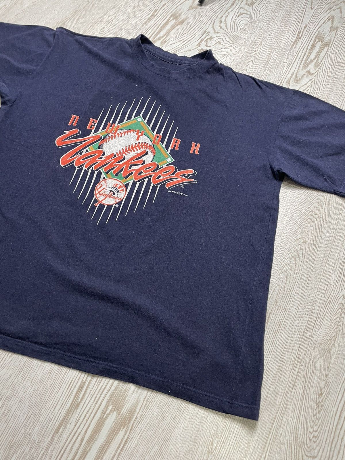 New York Yankees Vintage 1993 New York Yankees Athletic Logo tshirt size XL Size US XL / EU 56 / 4 - 8 Thumbnail