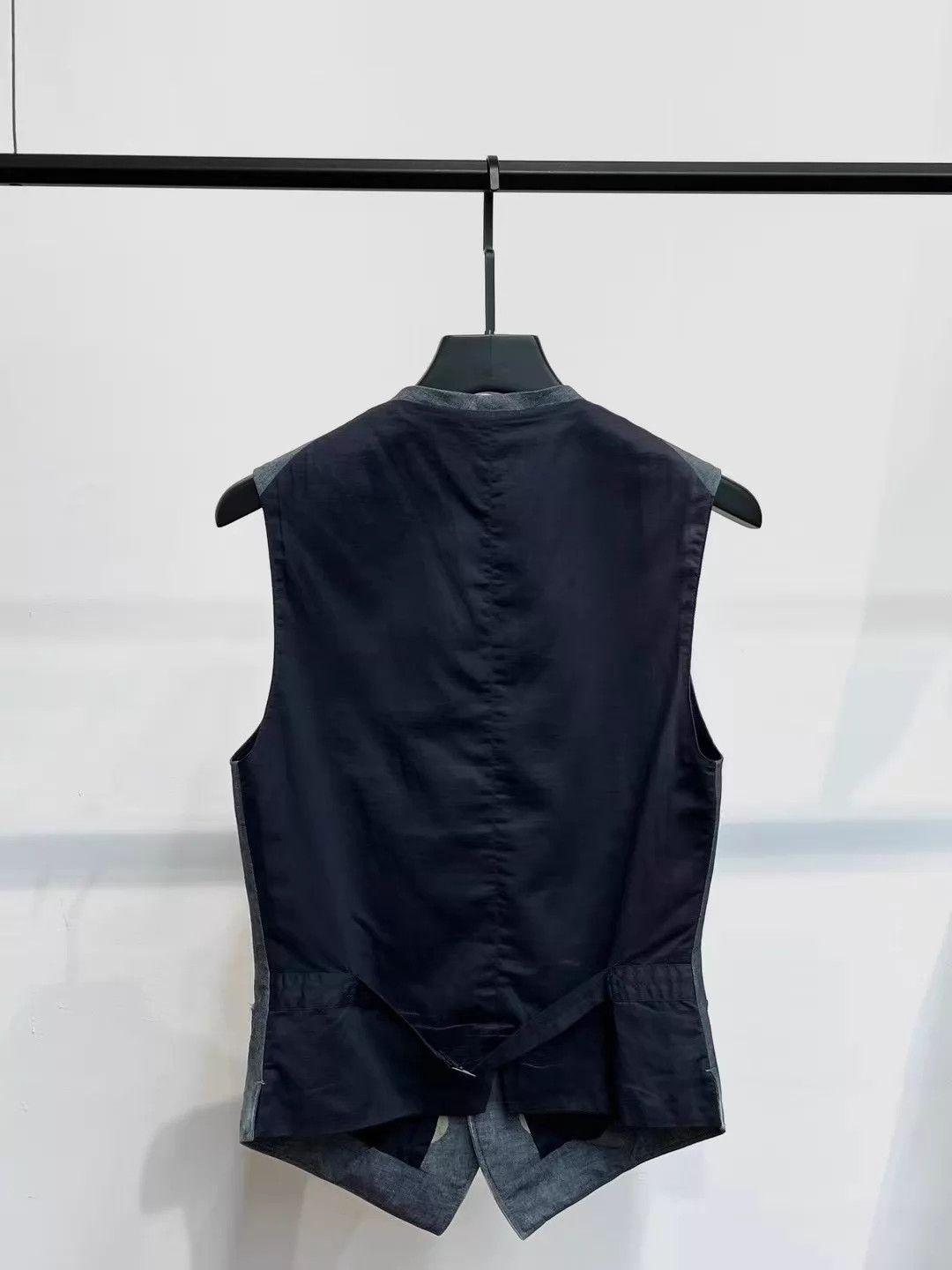 Yohji Yamamoto Yohji Yamamoto Size 3 Vest 66cm Front / 55cm Black Size L / US 10 / IT 46 - 3 Thumbnail