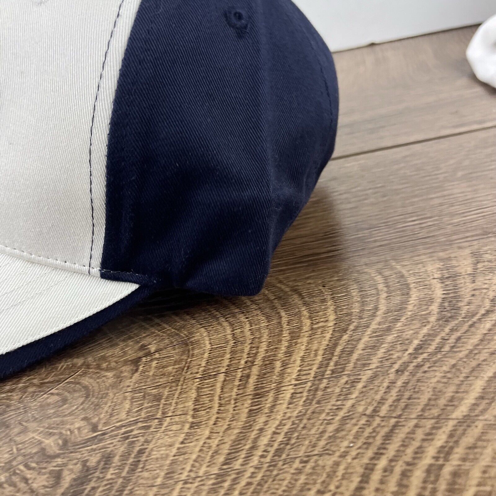Champion Howard Bison Hat Bison Howard Hat White Adjustable Hat White Size ONE SIZE - 8 Thumbnail
