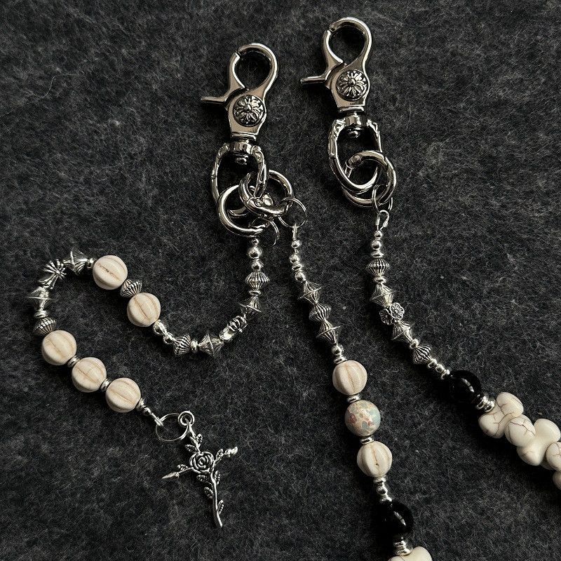Vintage Punk White Bone Gem Keychain Size ONE SIZE - 2 Thumbnail