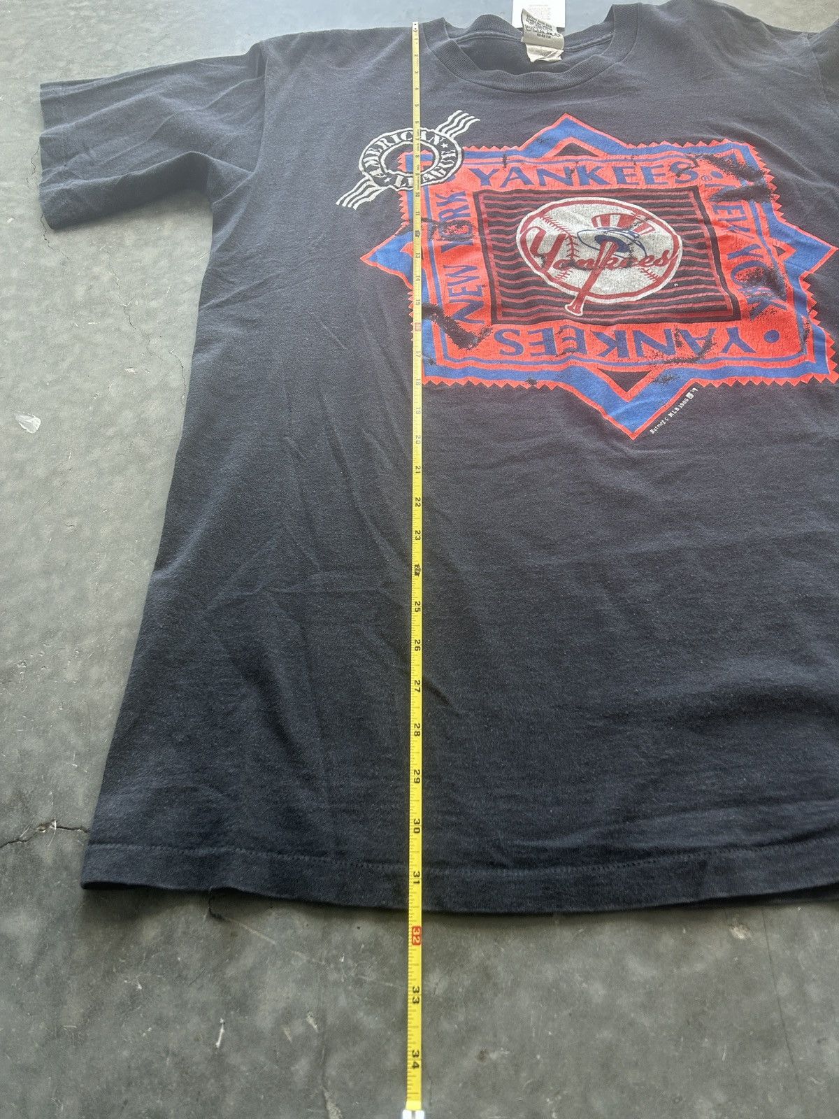 MLB × Nutmeg × Vintage Vintage 80s Nutmeg New York Yankees Graphic Tee Size US XL / EU 56 / 4 - 7 Thumbnail