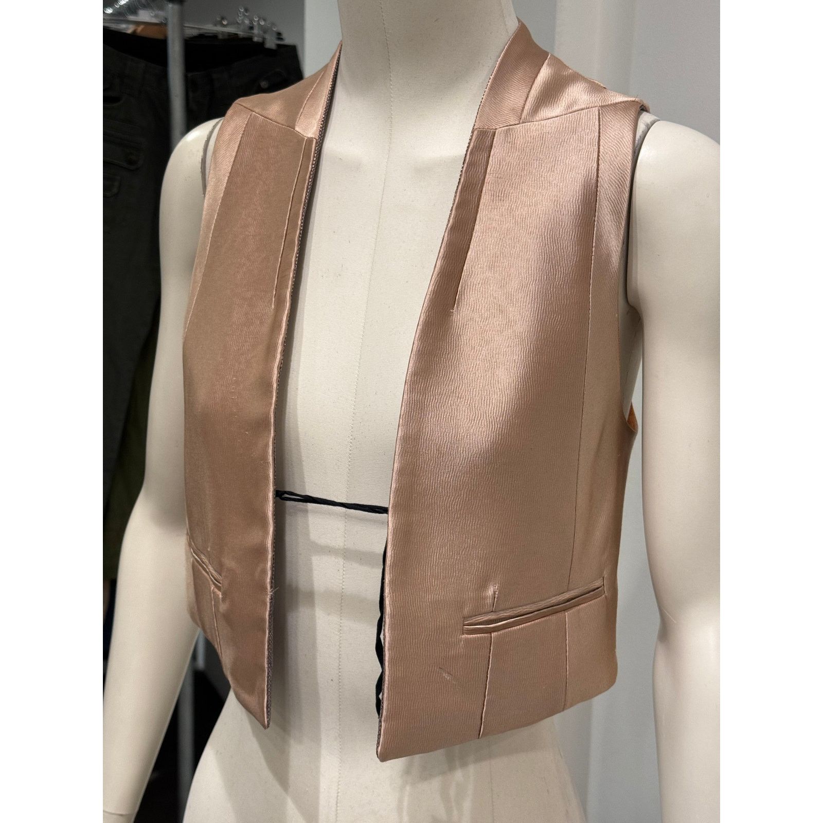 Ann Demeulemeester 2000s Ann Demeulemeester sample vest Size US S / EU 44-46 / 1 - 4 Thumbnail