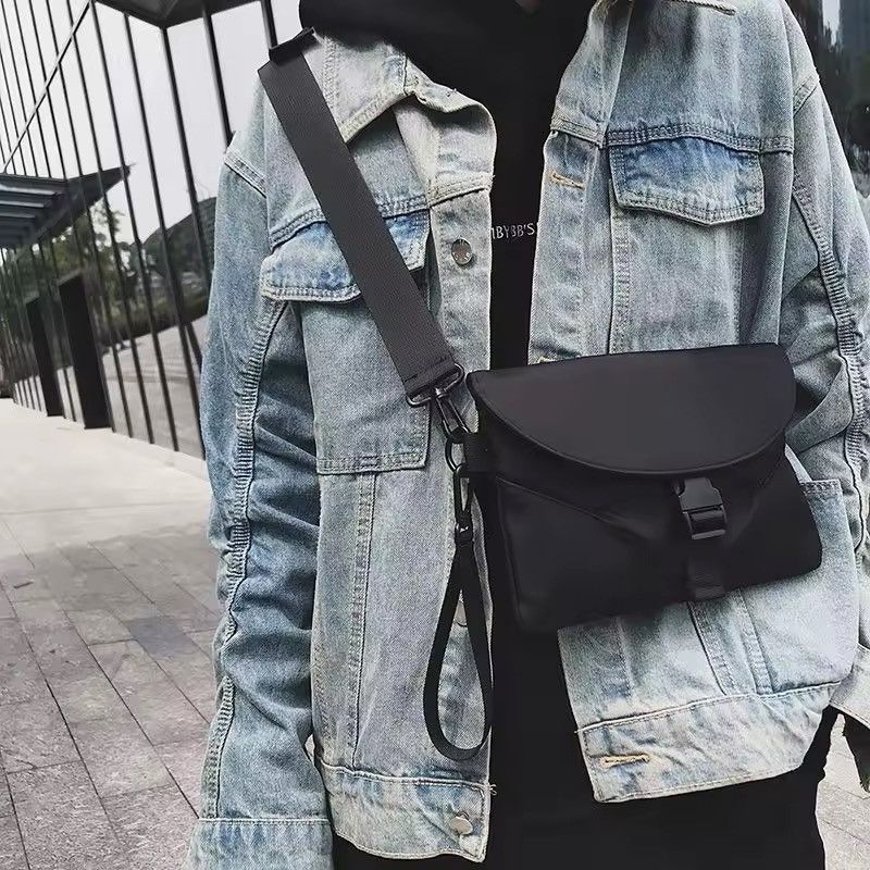 Vintage Utility grunge buckle sling bag crossbody casual bag Size ONE SIZE - 1 Thumbnail