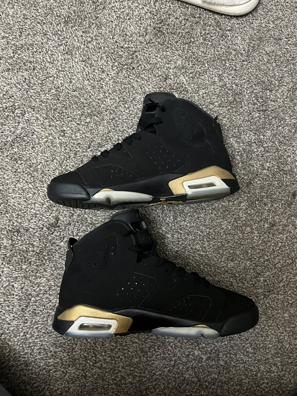 Jordan Brand Jordan 6 DMP (GS) Size US 6 / EU 39 - 14 Thumbnail