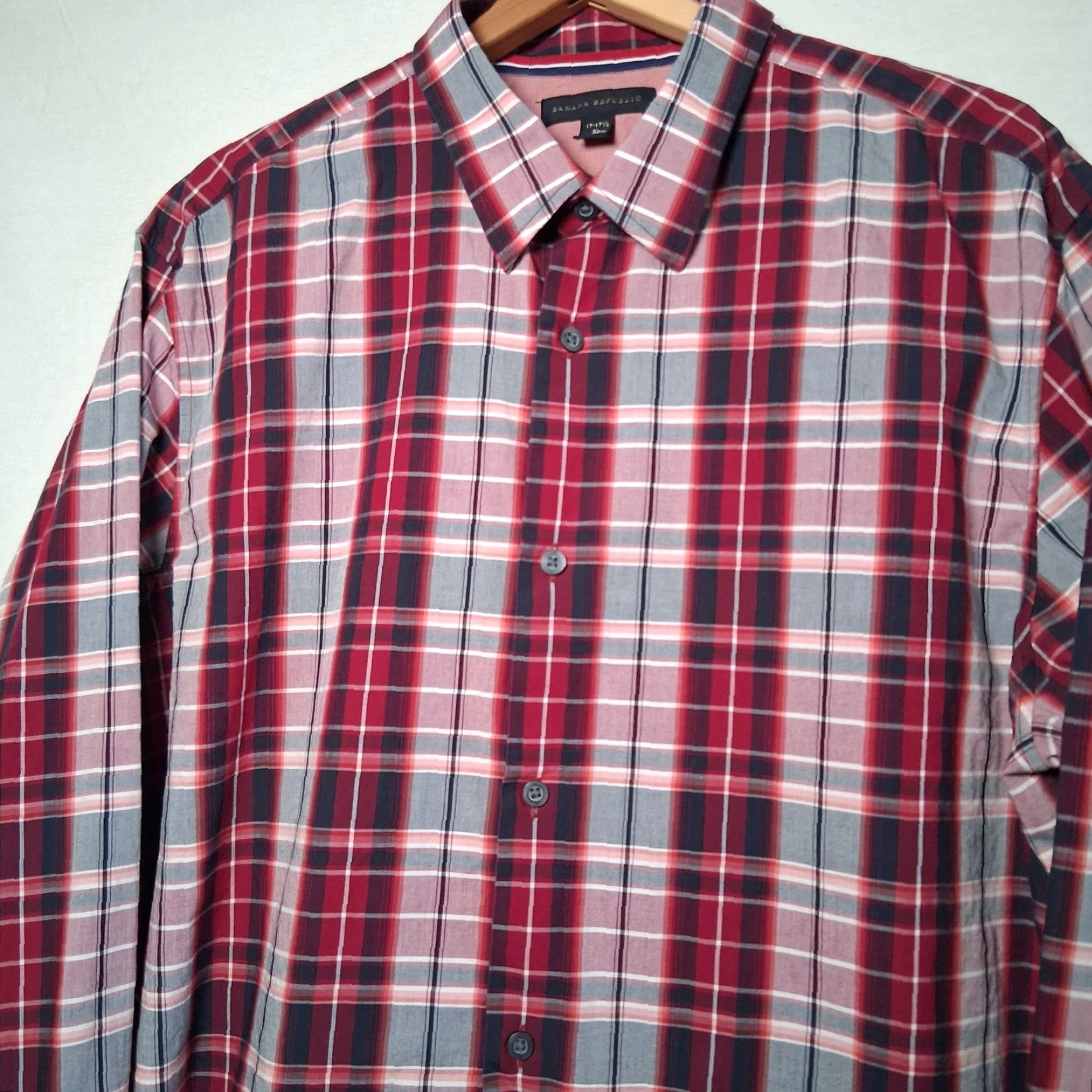 Banana Republic Banana Republic Shirt Men XL Red Plaid Button-Up Long Sleeve Collared Shirt, Button Front, Cotton Blend, Preppy, Office Wear, Business Casual Size US XL / EU 56 / 4 - 2 Thumbnail