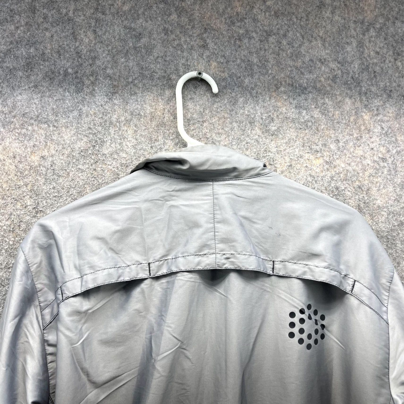 Puma PUMA Jacket Men Medium Adult Gray Full Zip Polyester Bomber Windbreaker Nylon Jacket Windbreaker Full Zip Logo Gray Mens Medium Size US M / EU 48-50 / 2 - 2 Thumbnail