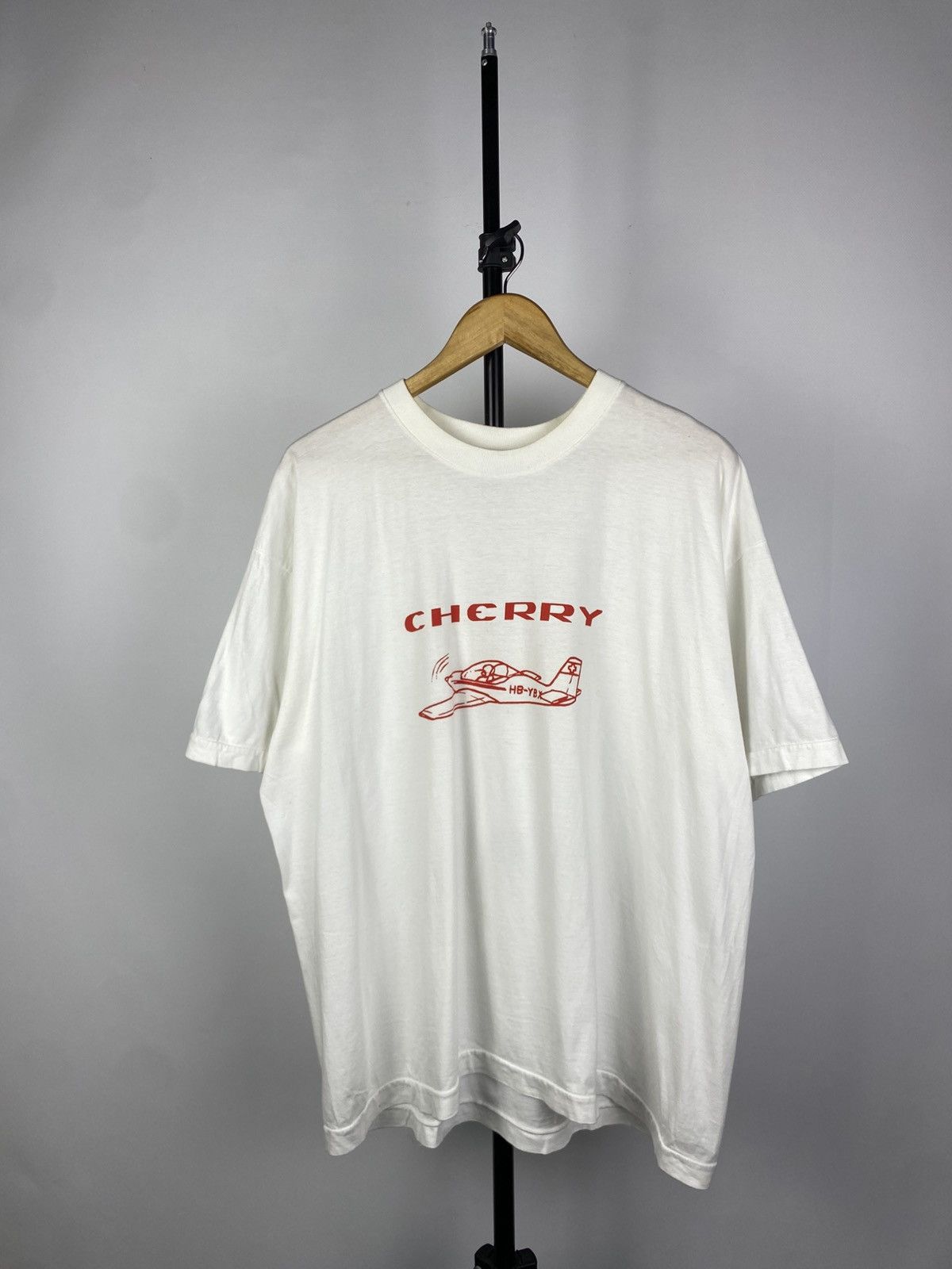 Avirex × Vintage Vintage 90s Y2K Army HB-YBX Cherry Graphic T-Shirt Size US XL / EU 56 / 4 - 1 Thumbnail