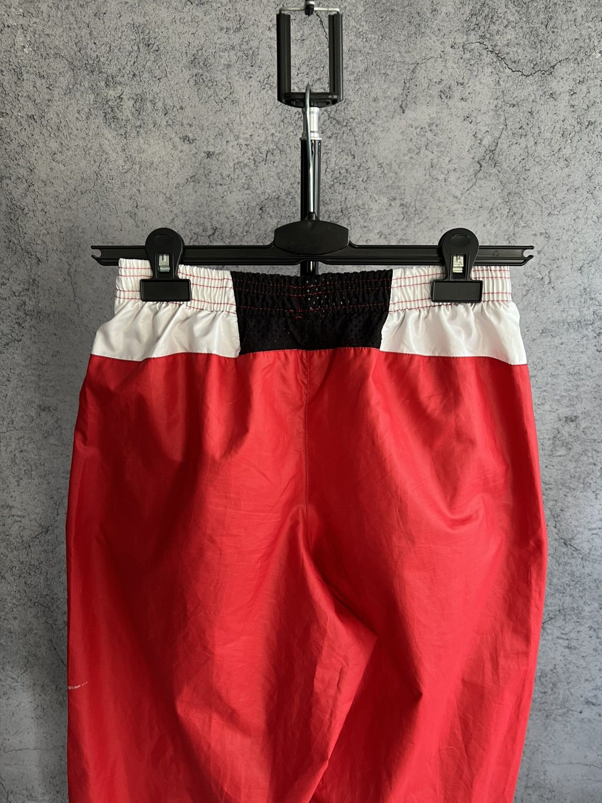Nike Vintage Nike Y2K Pants 2000s Sportswear Pants Sweatpants Red Size US 32 / EU 48 - 4 Thumbnail