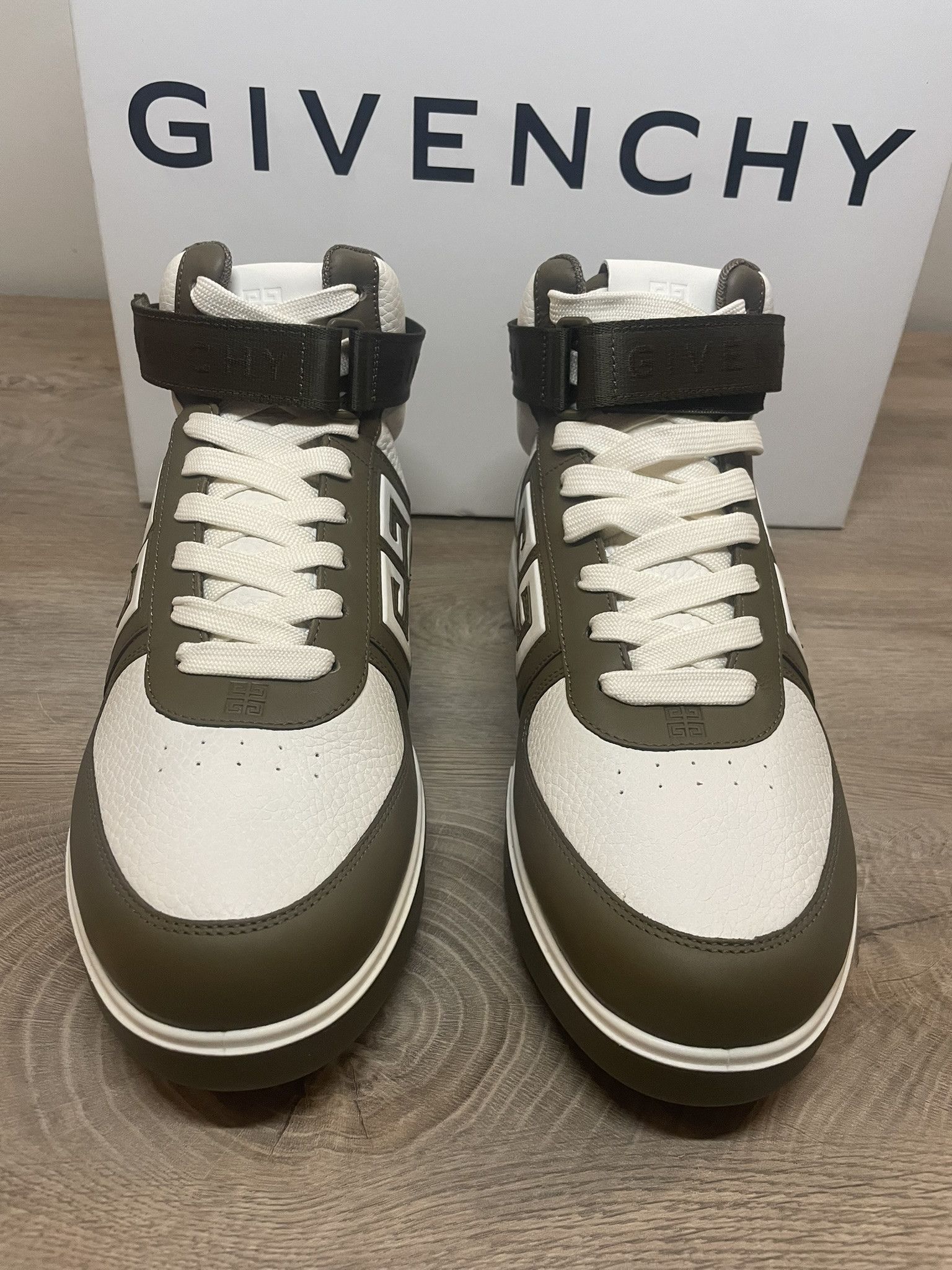 Givenchy High Top Sneakers G4 Givenchy Size US 10.5 / EU 43-44 - 3 Thumbnail