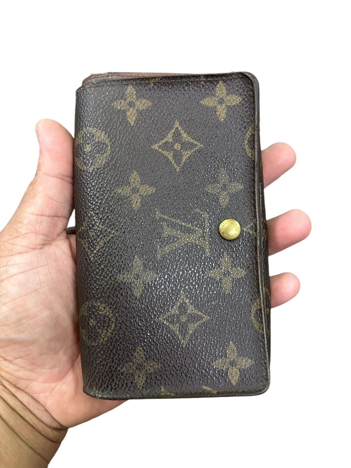 Louis Vuitton AUTHENTIC LOUIS VUITTON WALLET Size ONE SIZE - 2 Thumbnail